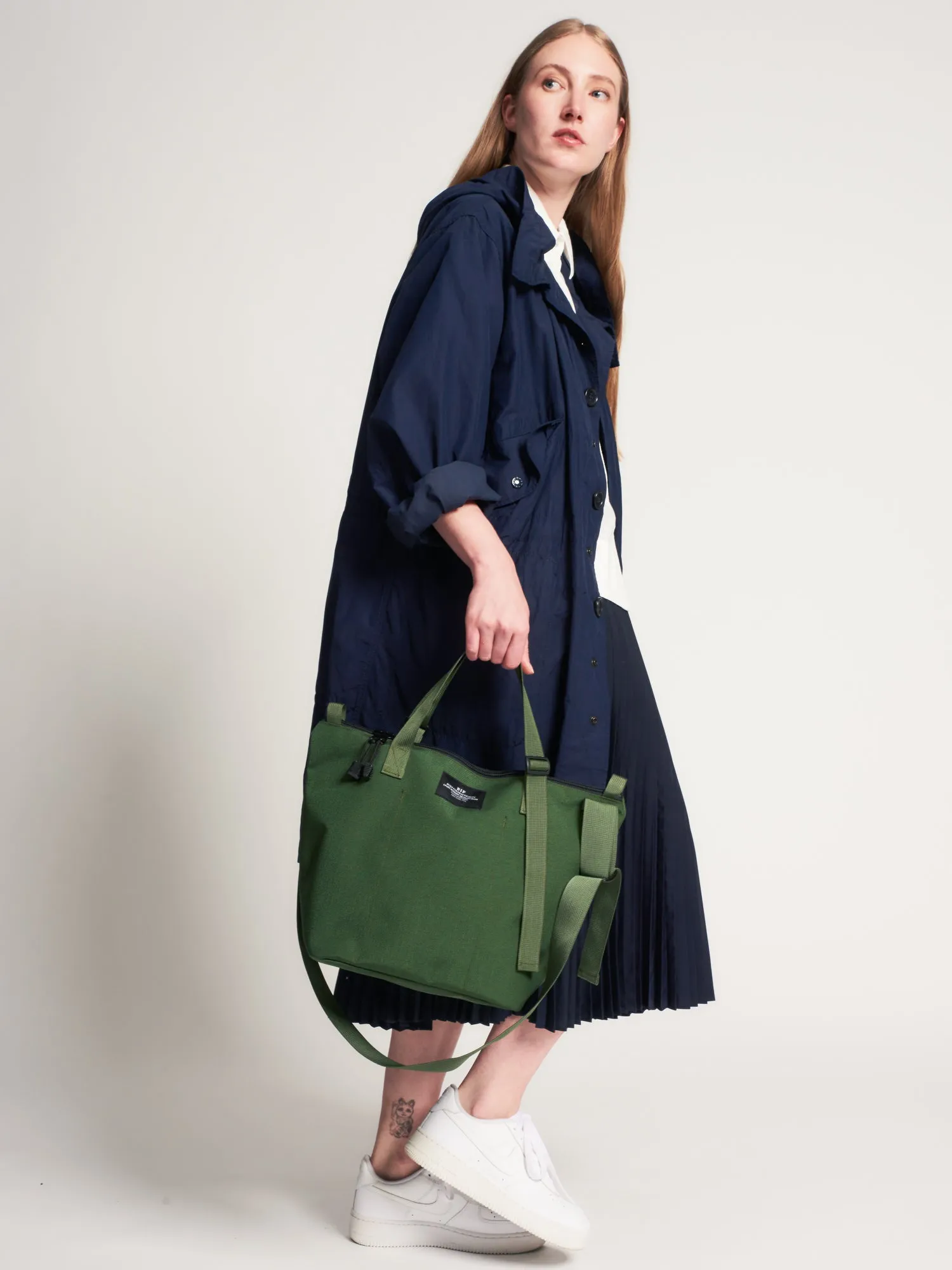 TRAVELER DUFFLE SMALL - OLIVE NYLON CANVAS sold by BAGSINPROGRESS product image thumbnail 4