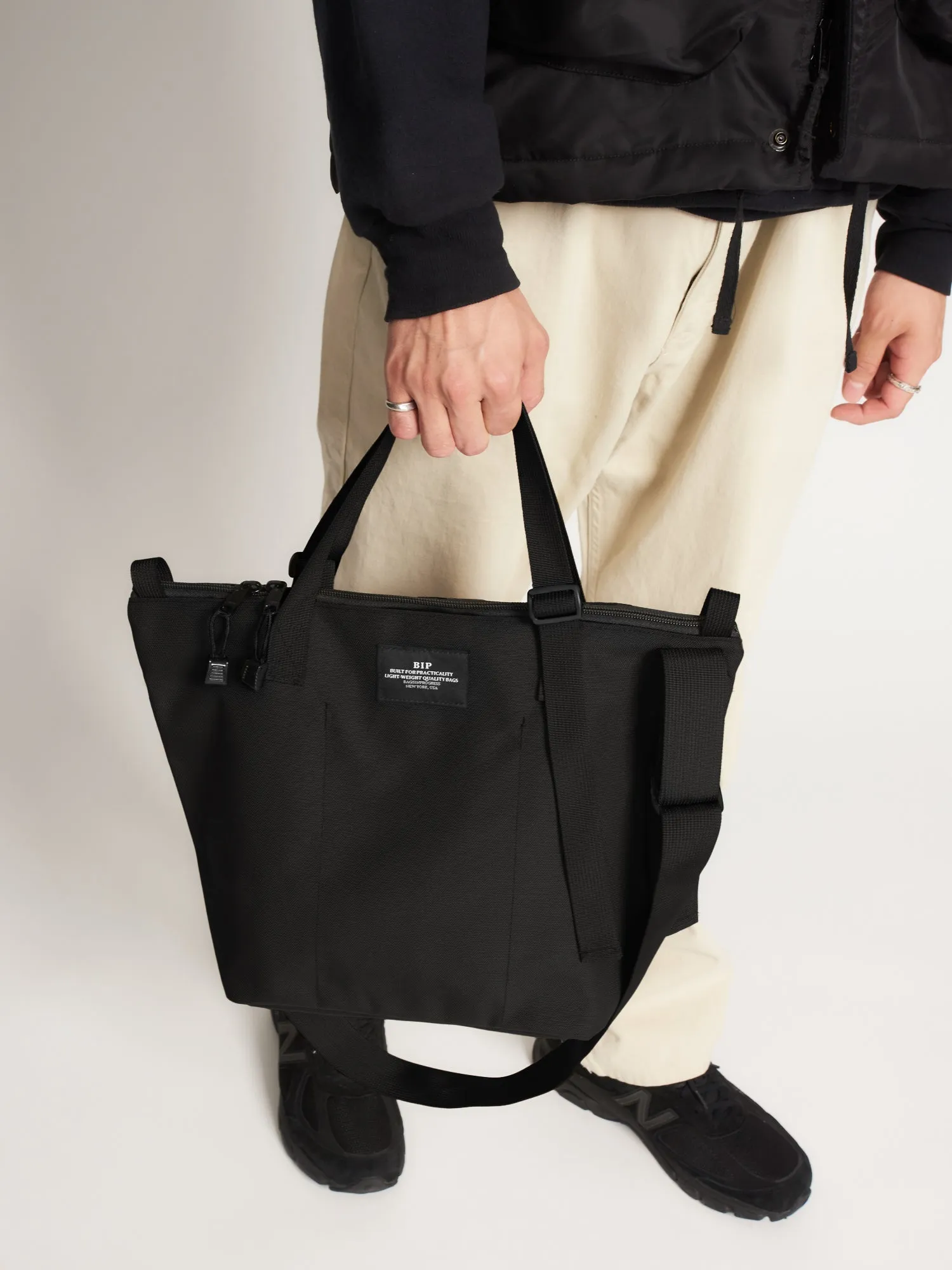 TRAVELER DUFFLE SMALL - BLACK NYLON CANVAS sold by BAGSINPROGRESS product image thumbnail 3