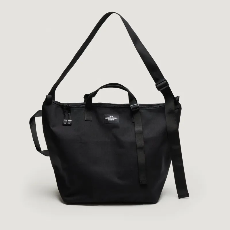 TRAVELER DUFFLE MEDIUM - BLACK NYLON CANVAS made by BAGSINPROGRESS