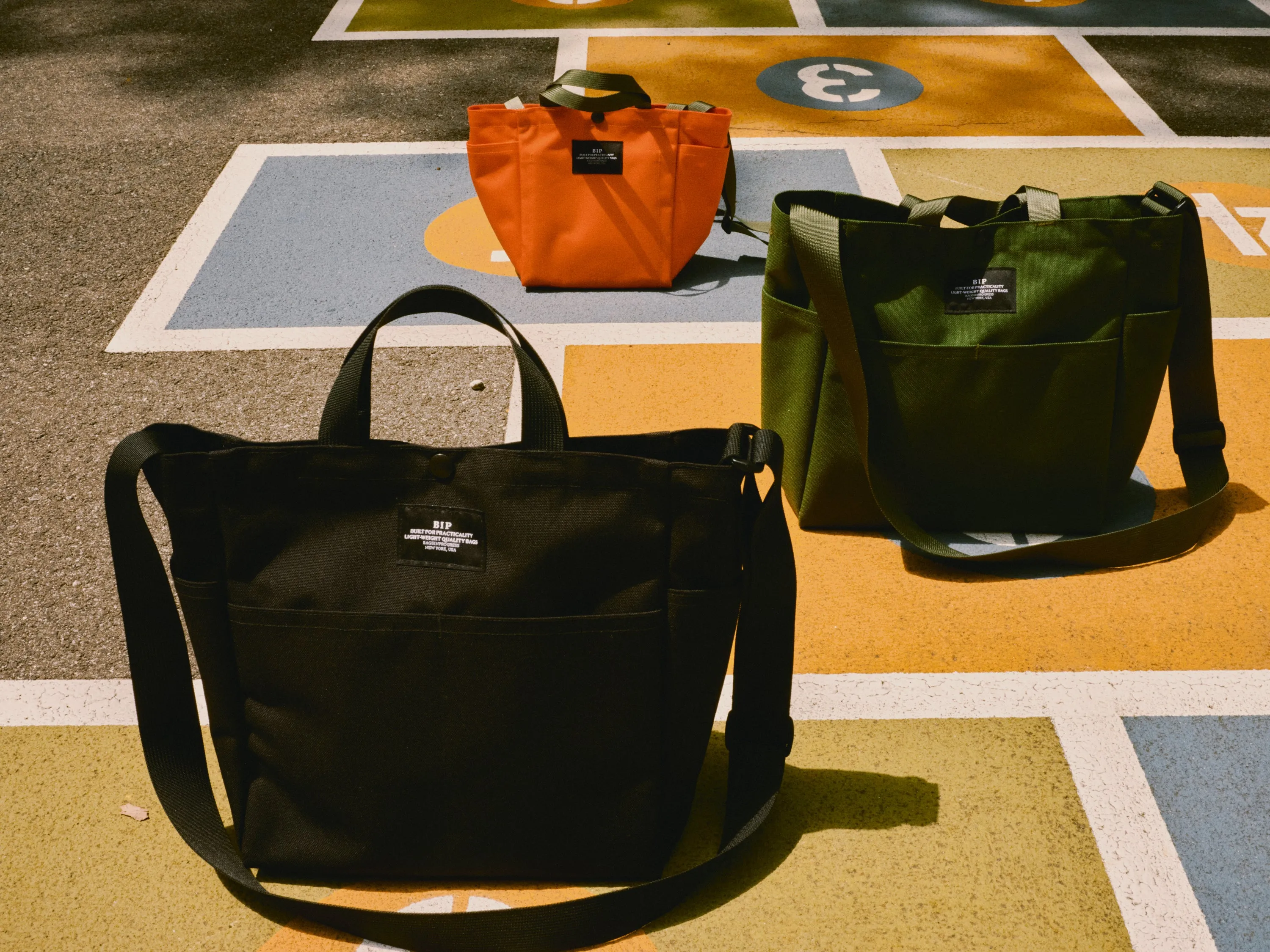 MULTI-POCKET BAG MEDIUM - BLACK NYLON CANVAS sold by BAGSINPROGRESS product image thumbnail 4