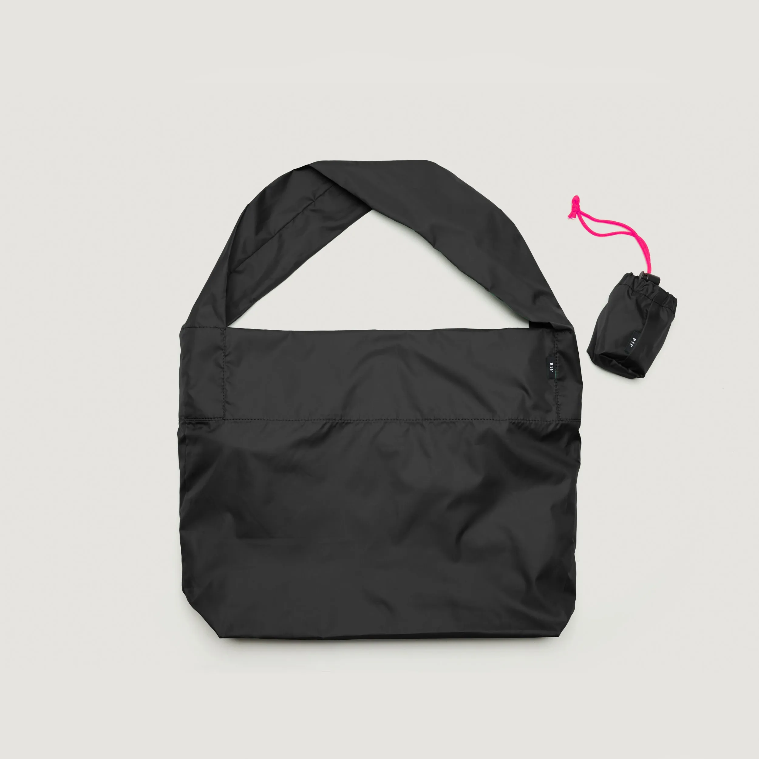 PACKABLE MARKET SHOULDER - BLACK sold by BAGSINPROGRESS