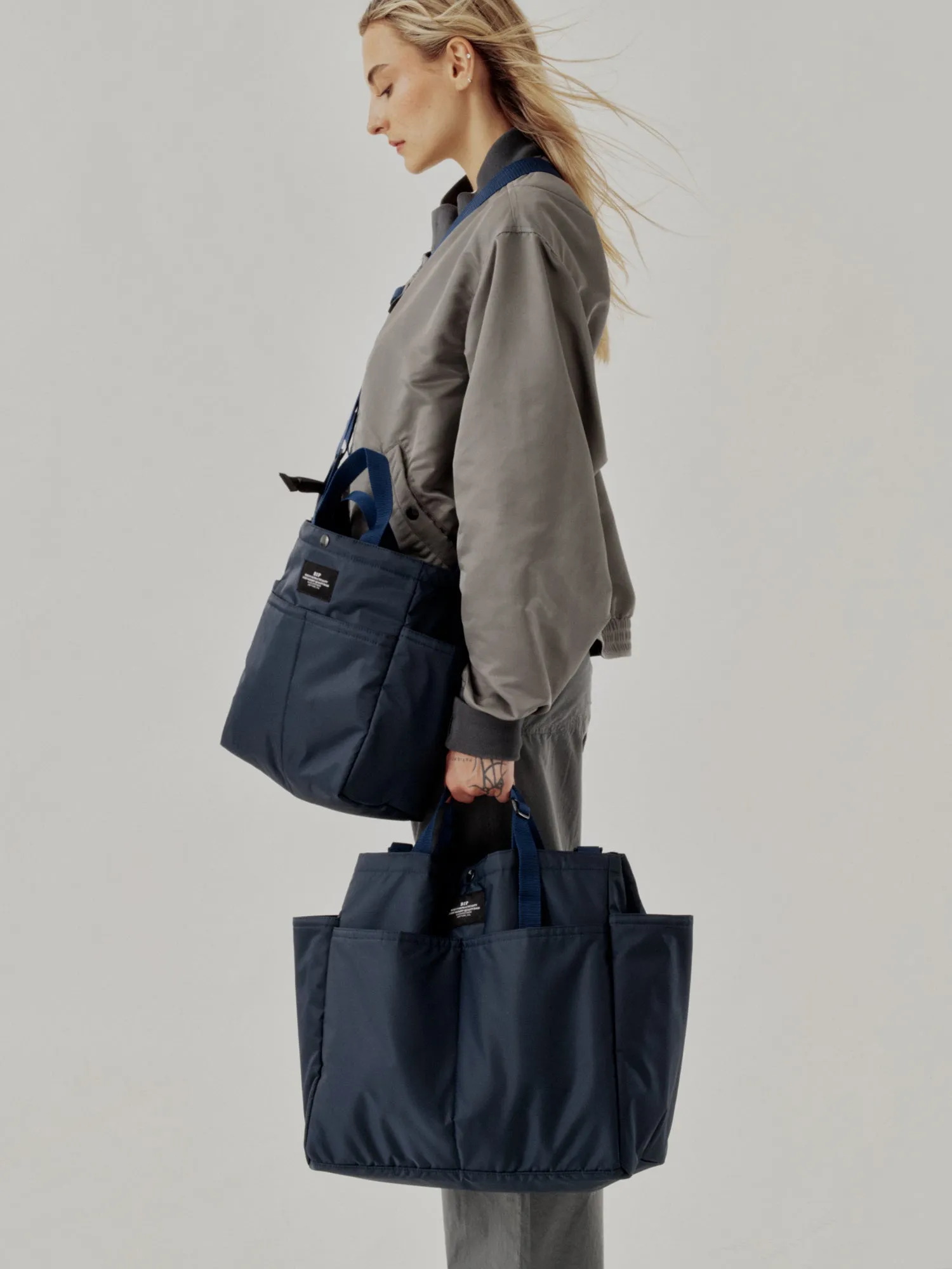 CARRY-ALL BEACH BAG - NAVY PUFFER NYLON TWILL sold by BAGSINPROGRESS product image thumbnail 3