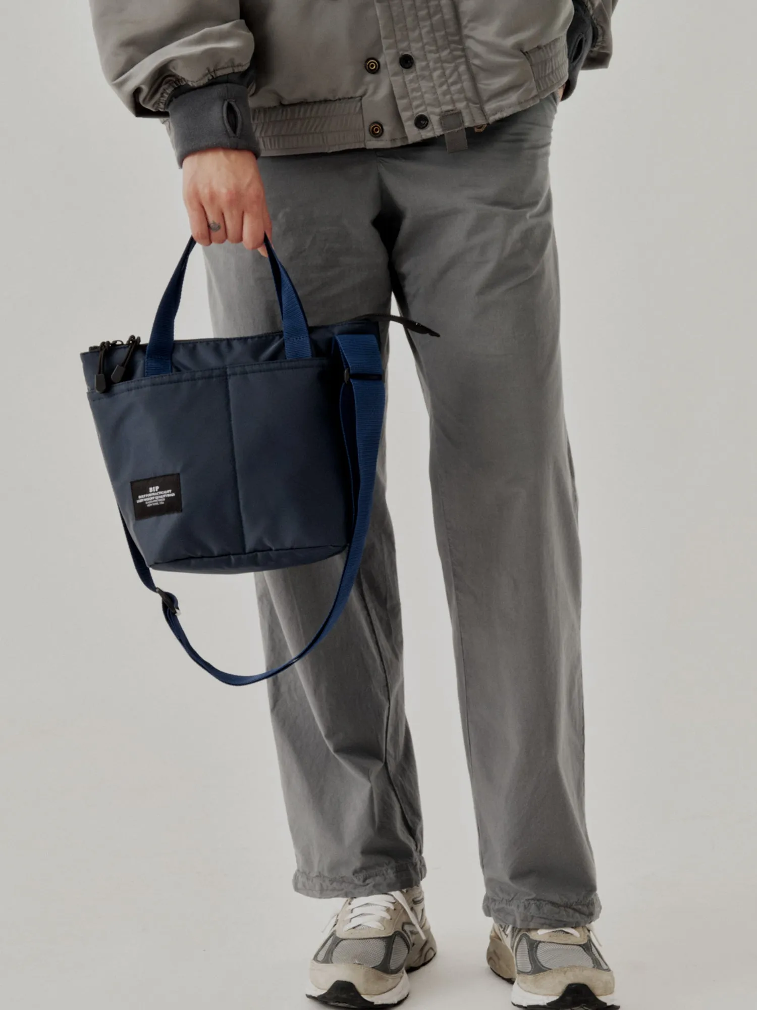 ZIPPER DUFFLE - SMALL - NAVY PUFFER NYLON TWILL sold by BAGSINPROGRESS product image thumbnail 4