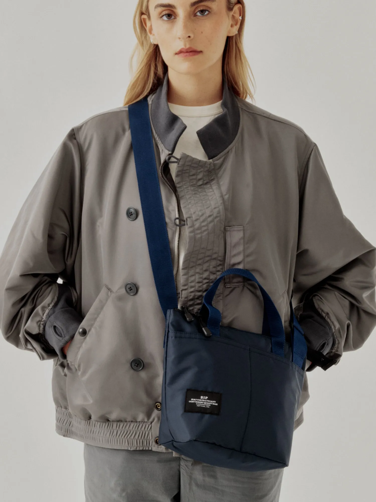 ZIPPER DUFFLE - SMALL - NAVY PUFFER NYLON TWILL sold by BAGSINPROGRESS product image thumbnail 3