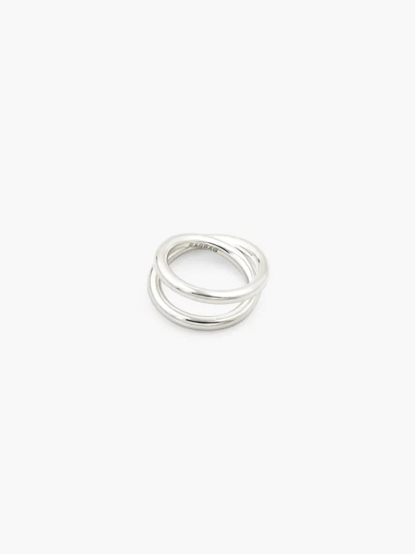 Drop Twisted Ring made by RAGBAG