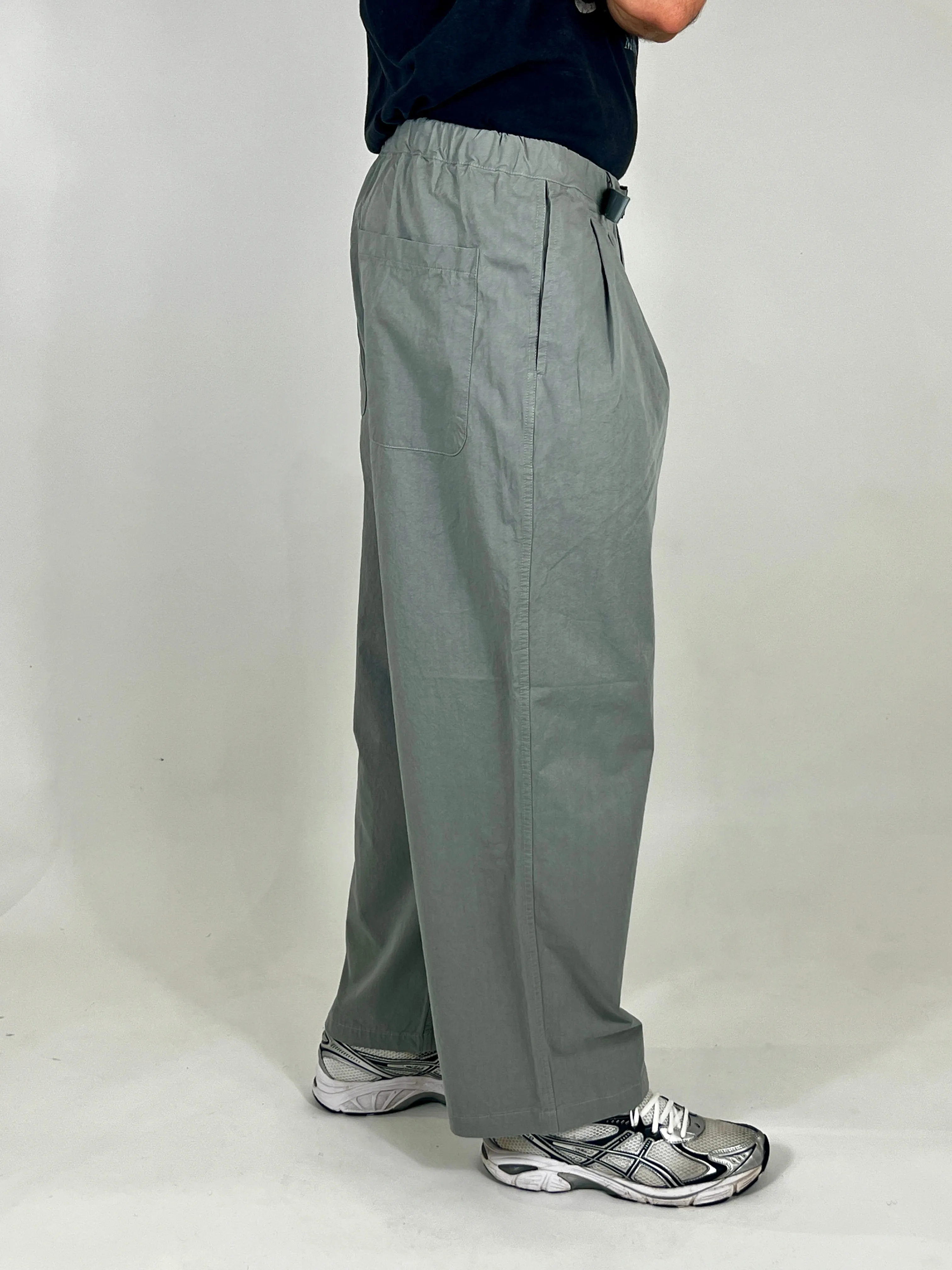 Two Tuck Wide Pants (Light Grey) sold by Kappy product image thumbnail 2