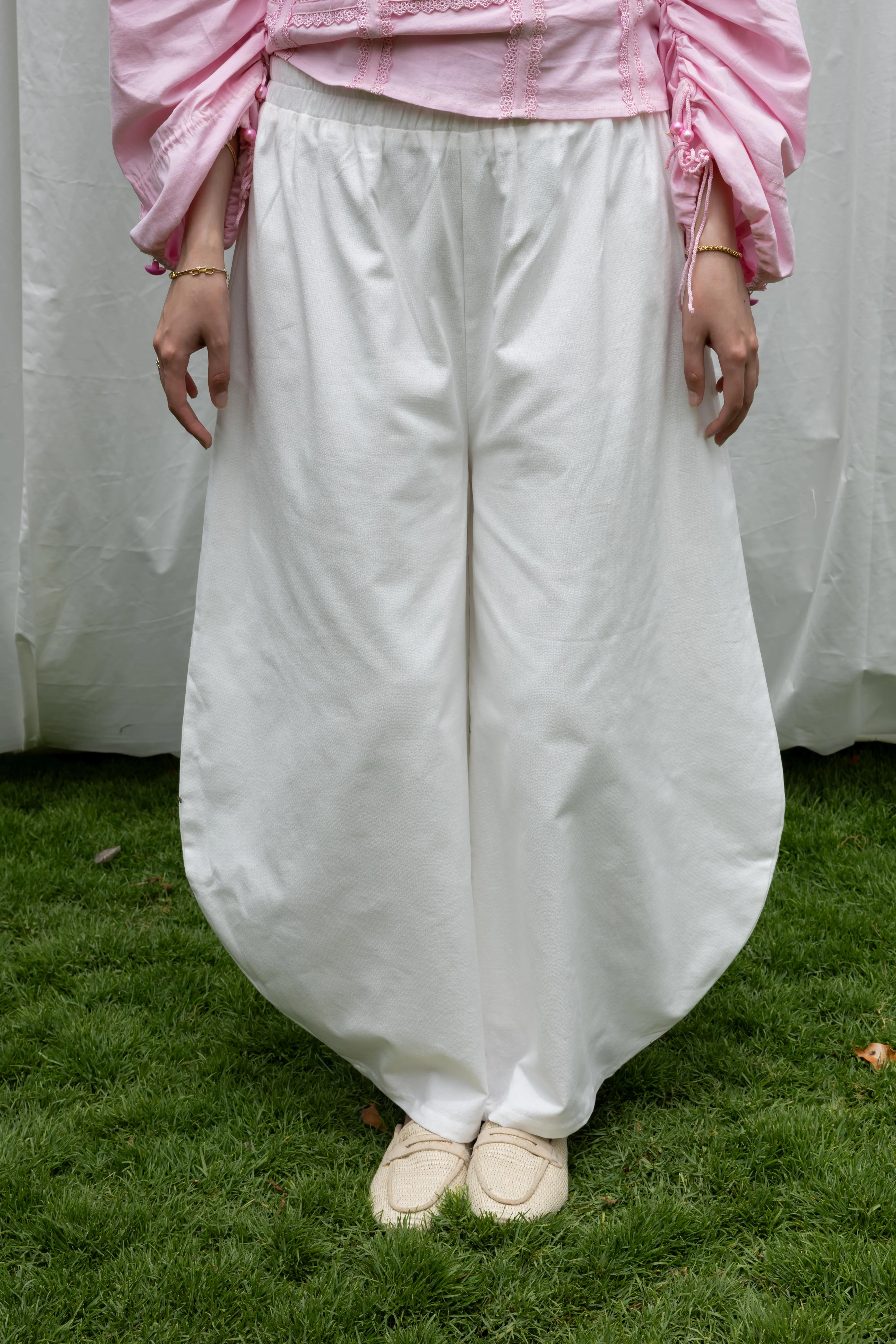 Summer Barrel pants in White sold by Jude product image thumbnail 2