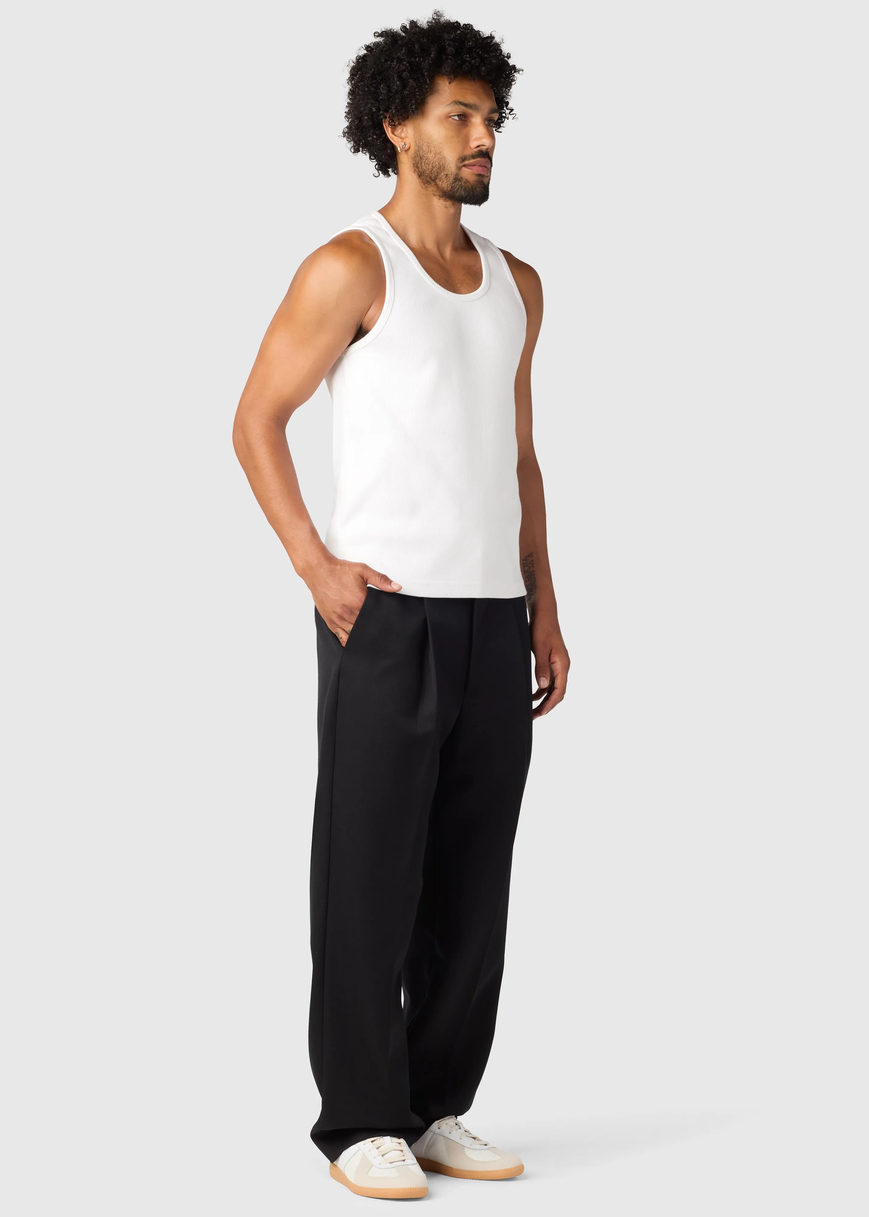 ALDRICH PLEATED WOOL TROUSERS / BLACK sold by UNI/FORM product image thumbnail 4
