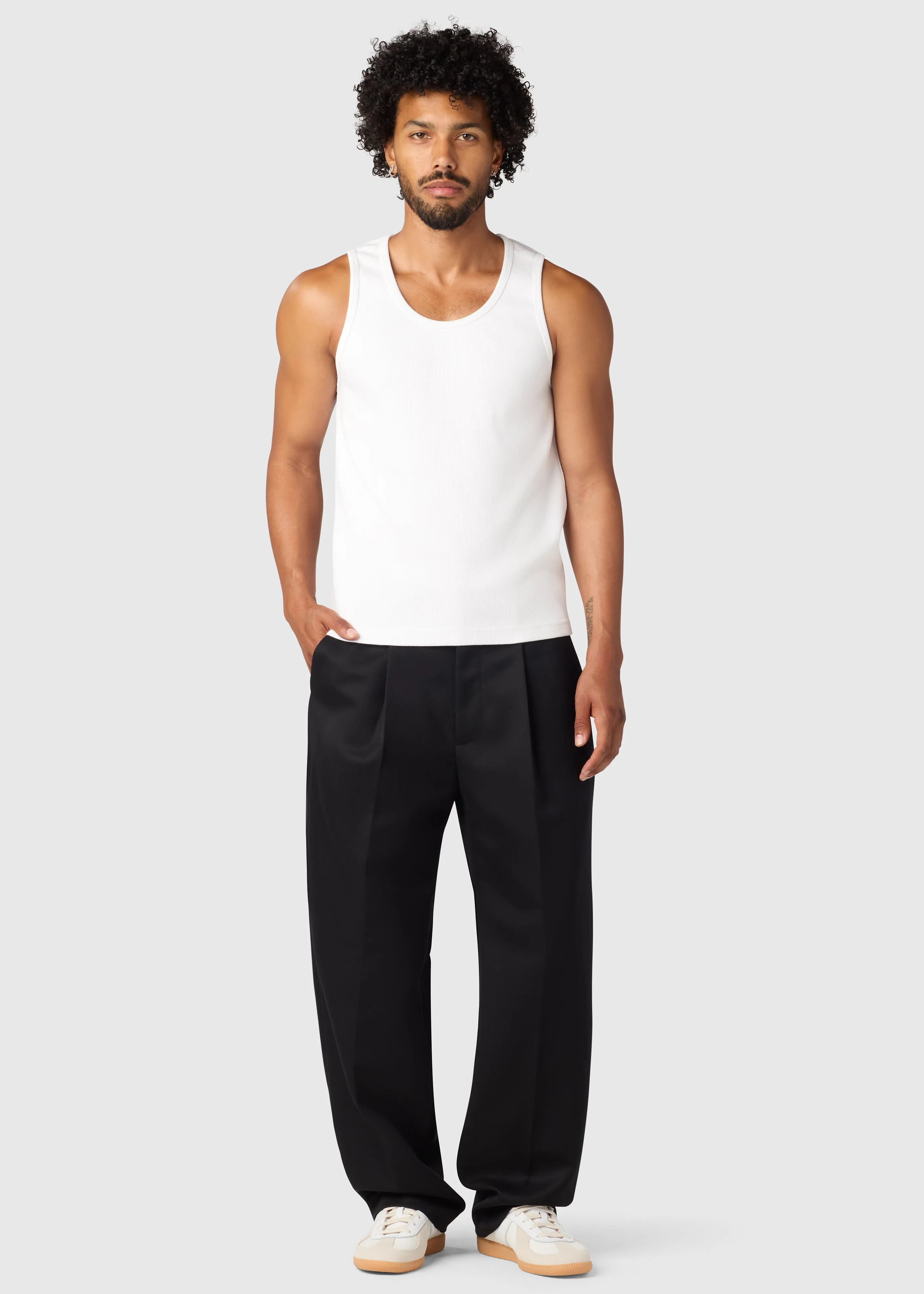 ALDRICH PLEATED WOOL TROUSERS / BLACK sold by UNI/FORM product image thumbnail 2
