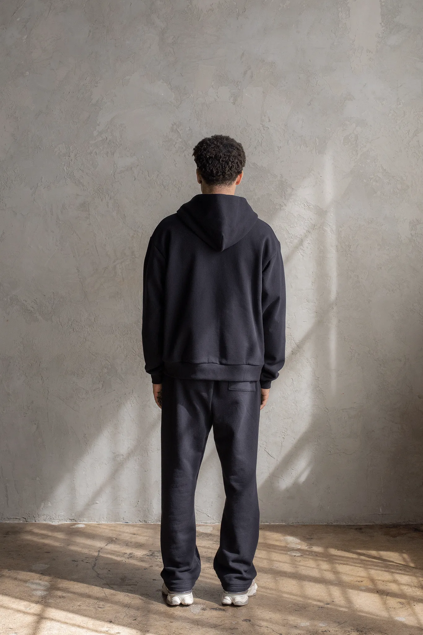 SOUVENIR FULL ZIP HOODIE / BLACK sold by UNI/FORM product image thumbnail 5