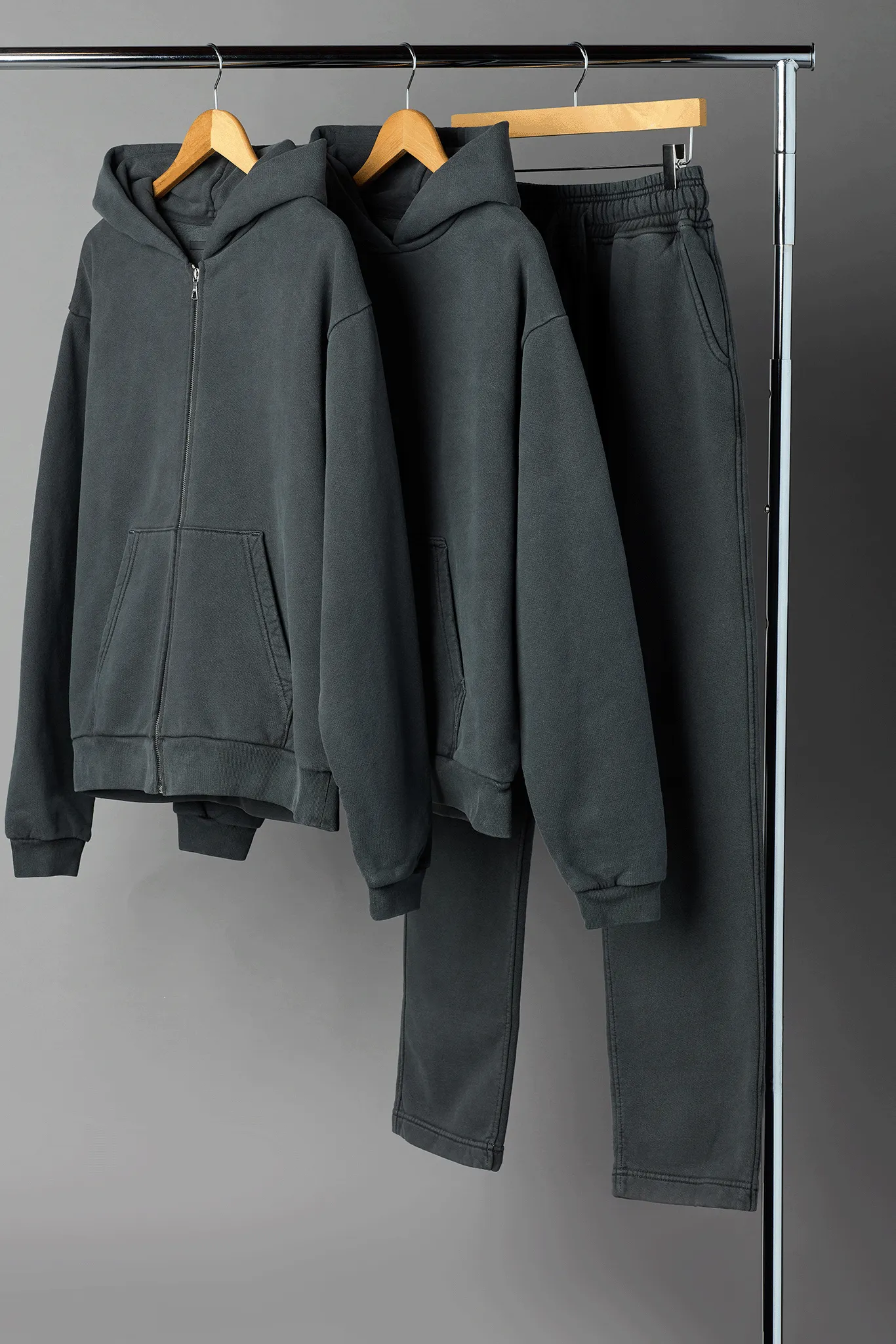 SOUVENIR HOODIE / WASHED BLACK sold by UNI/FORM product image thumbnail 3