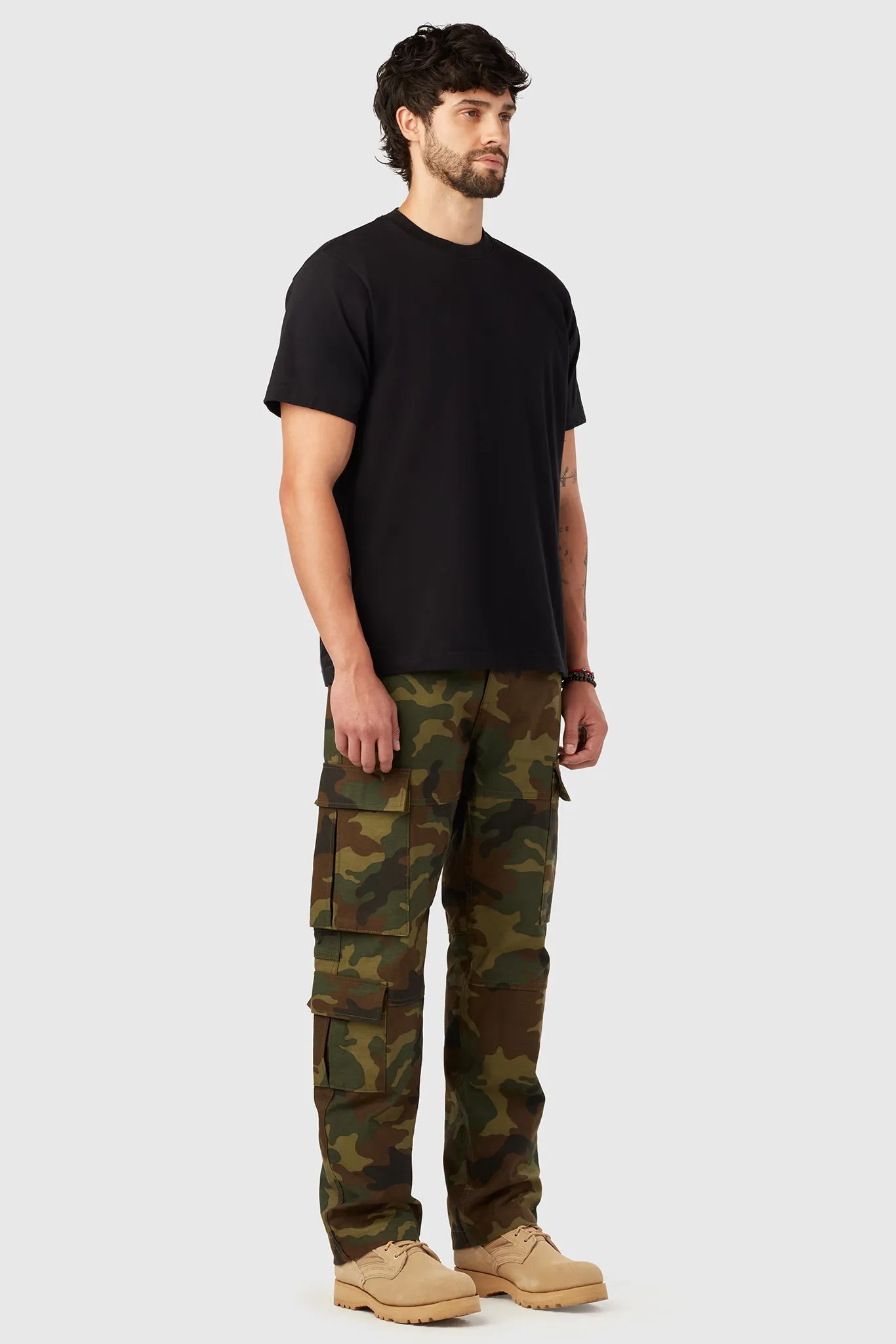 HEAVYWEIGHT LEGACY TEE / BLACK sold by UNI/FORM product image thumbnail 2