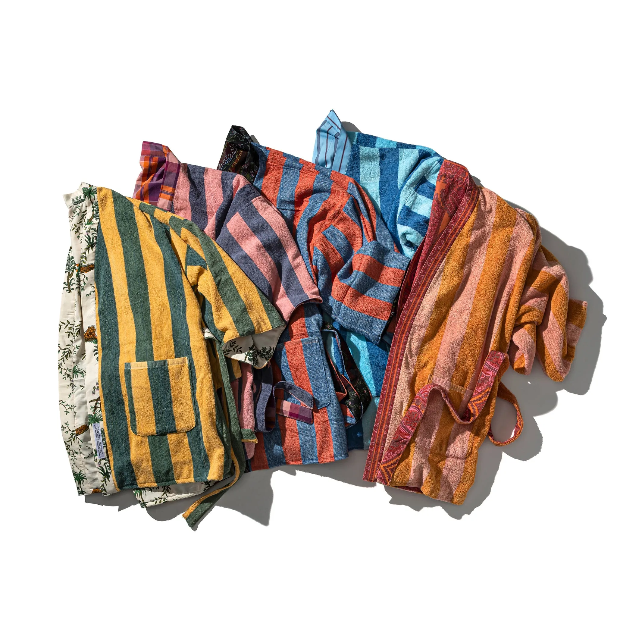 REVERSIBLE SHORT ROBE / Green x Yellow sold by PUEBCO product image thumbnail 5