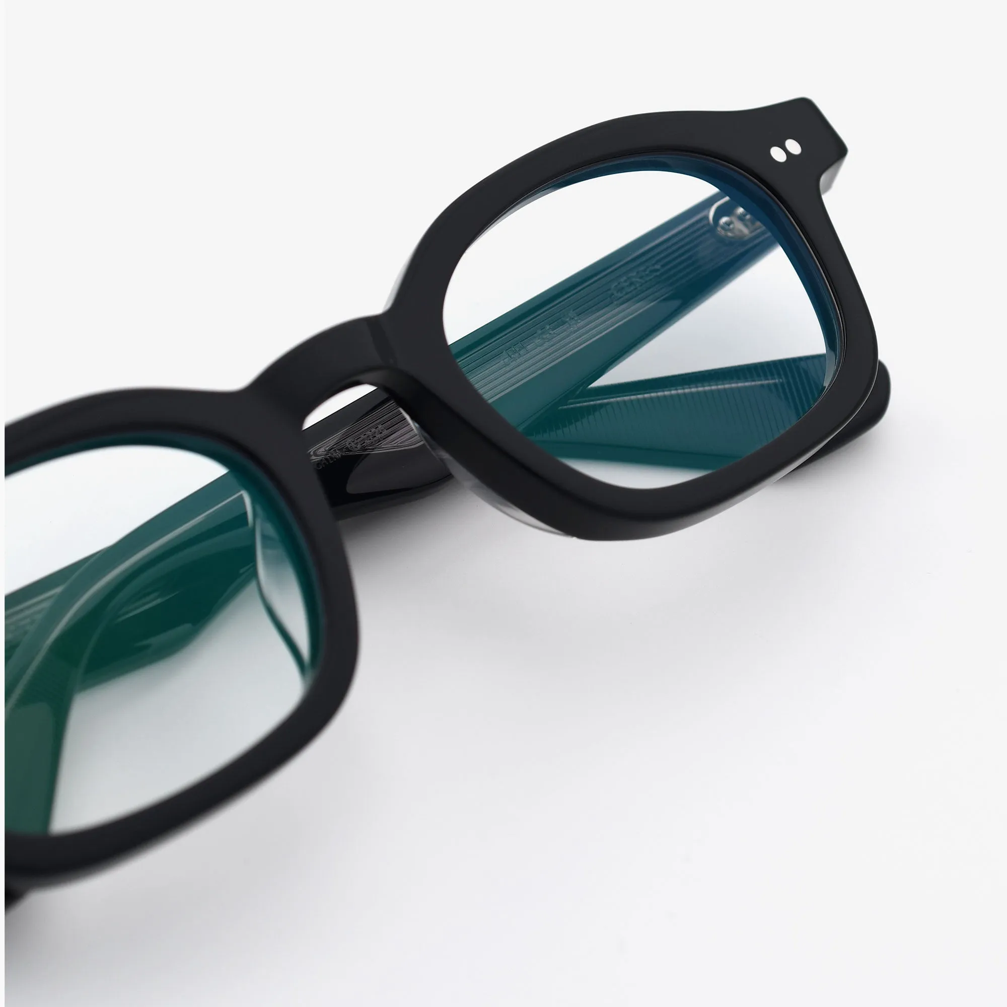 Ceres sold by Akila product image thumbnail 3