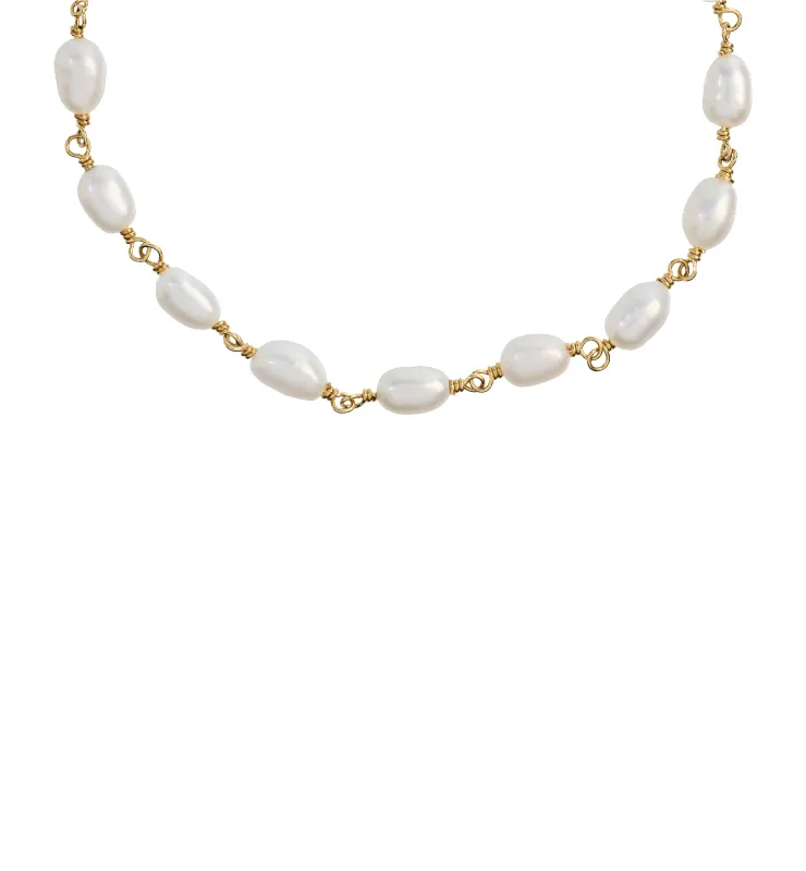 Clutching Pearls Bracelet made by Anna + Nina