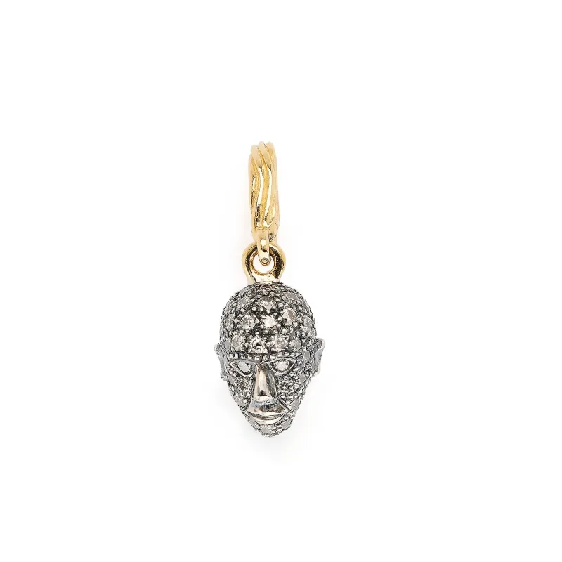 Head Charm made by Bibi van der Velden