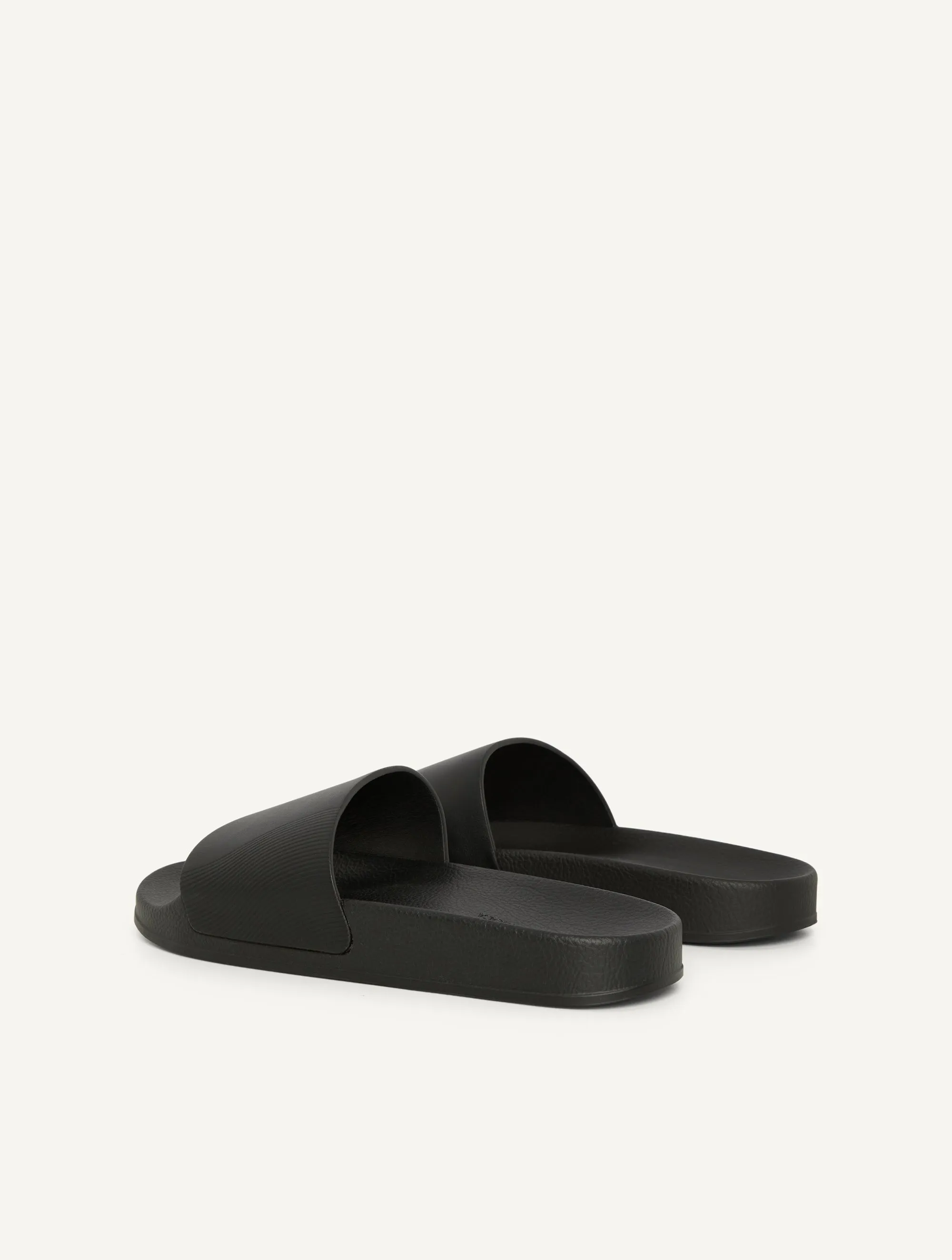 HUMBERTO LEATHER SLIDERS sold by Fescobol Carioca product image thumbnail 4