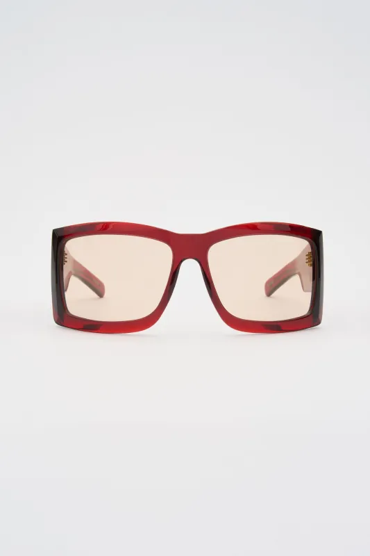 Flatlist x Freja Wewer / FARGO / Crystal Burgundy made by FLATLIST EYEWEAR