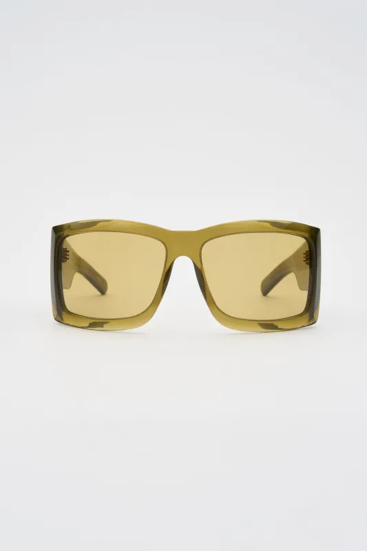 Flatlist x Freja Wewer / FARGO / Crystal Olive made by FLATLIST EYEWEAR