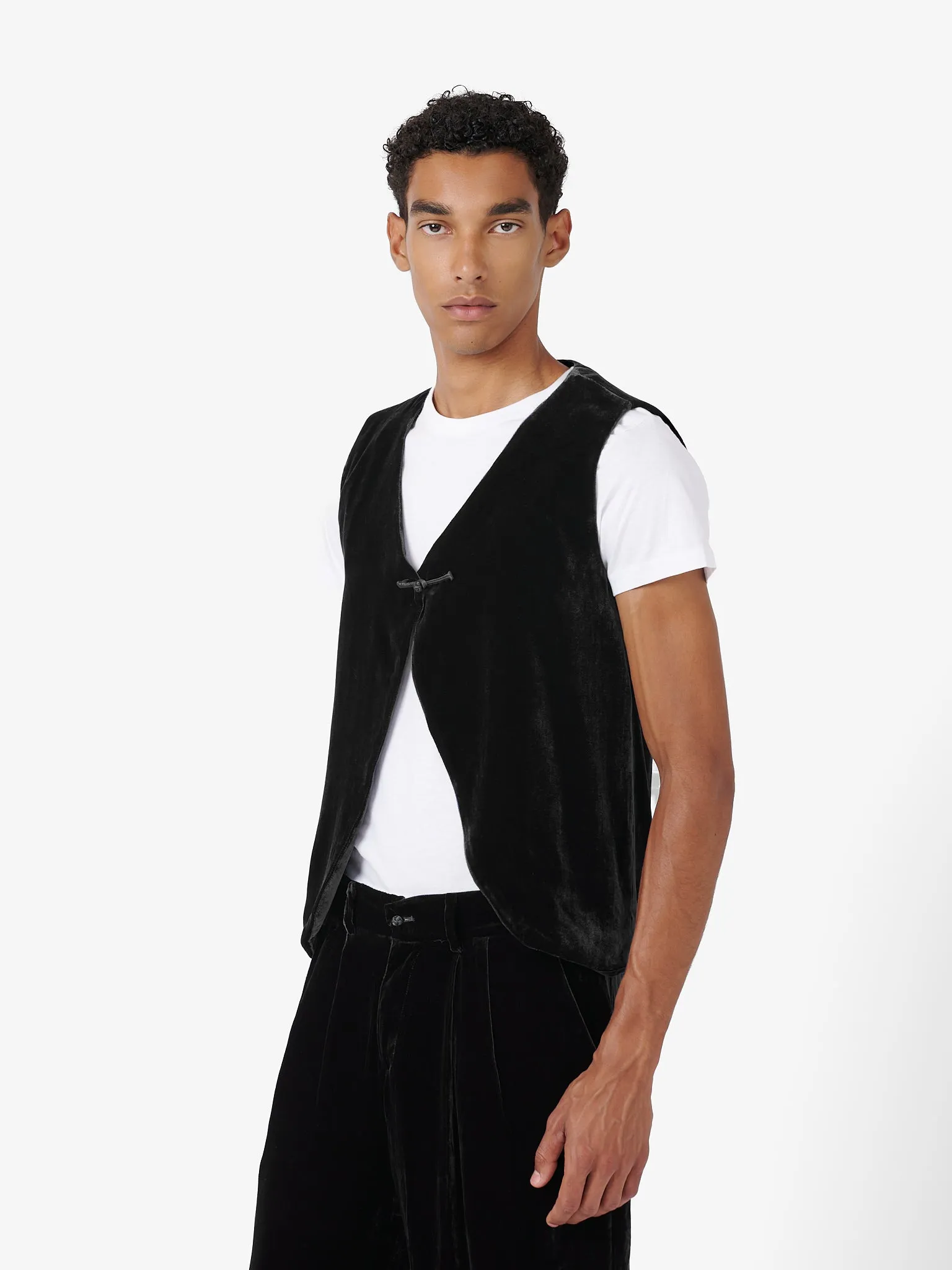 Fumoar Short Vest in Black Velvet sold by Yali Milano product image thumbnail 2