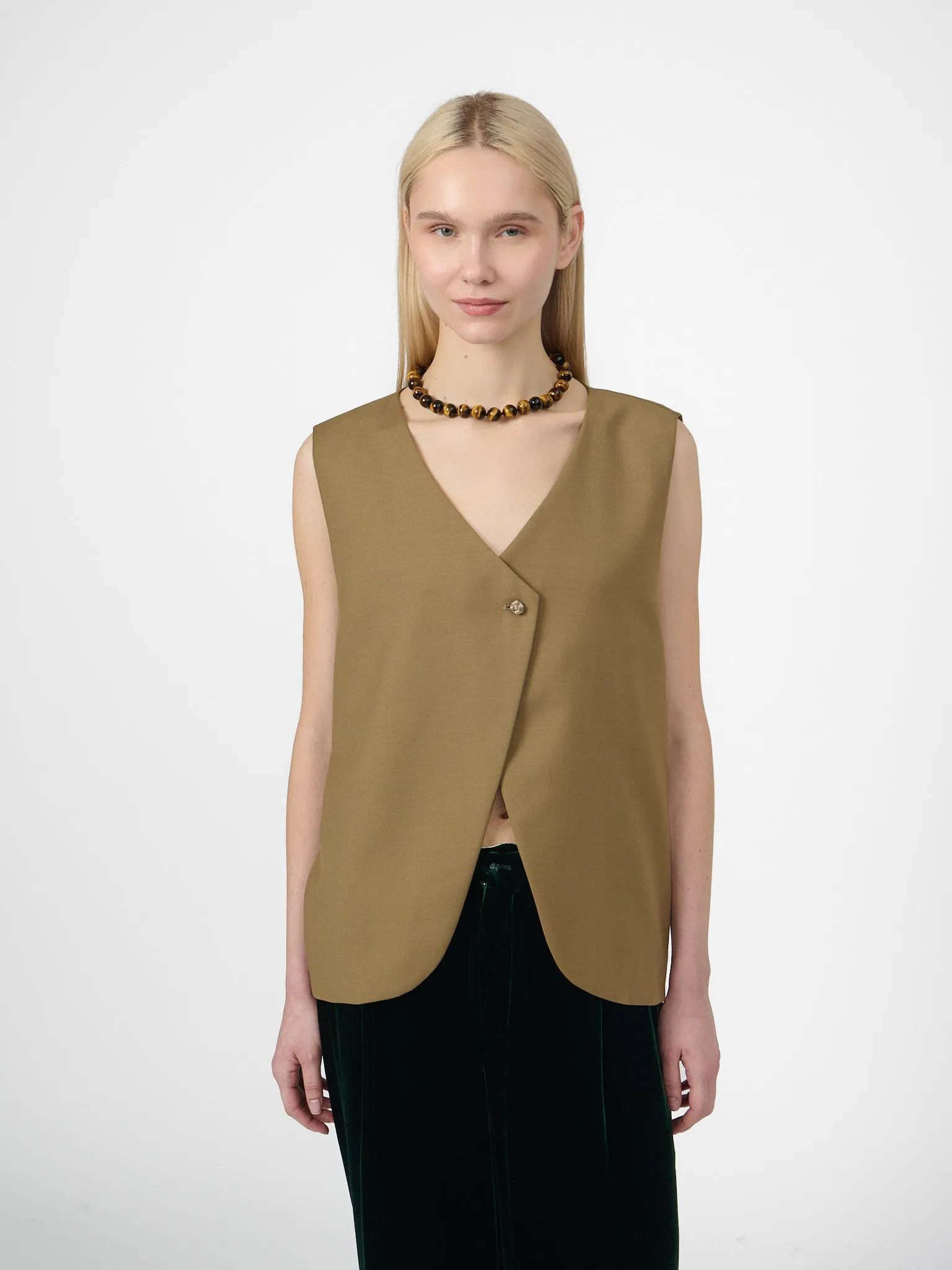Fumoar Short Vest in Camel Beige Wool Twill sold by Yali Milano