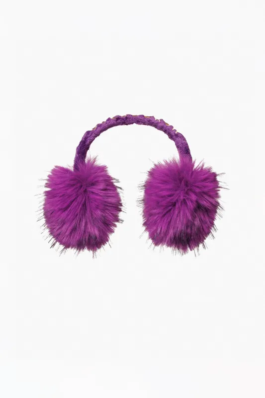 FLUFFY earwarmers made by Goldbergh