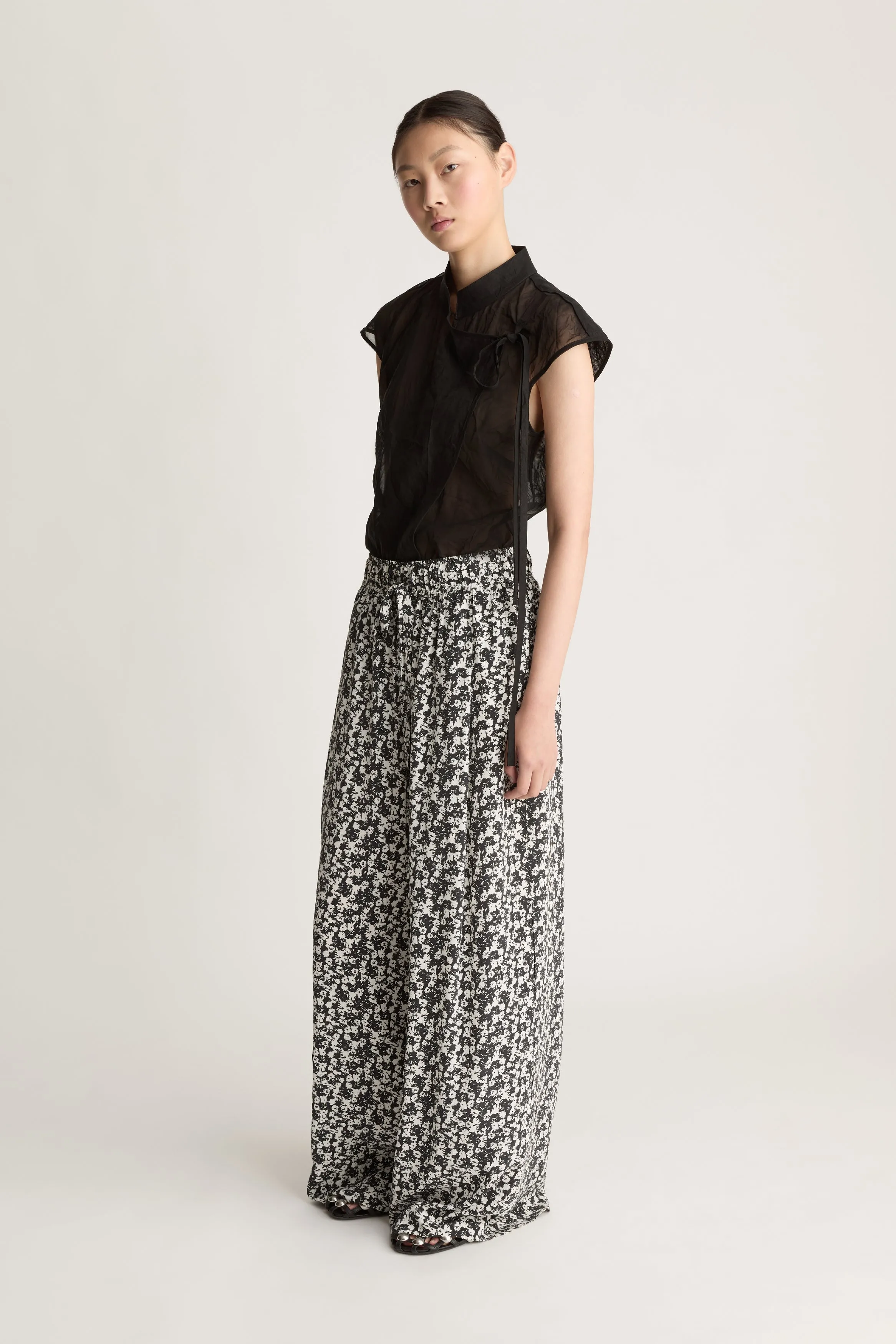 Piper Pant sold by Lee Mathews product image thumbnail 2