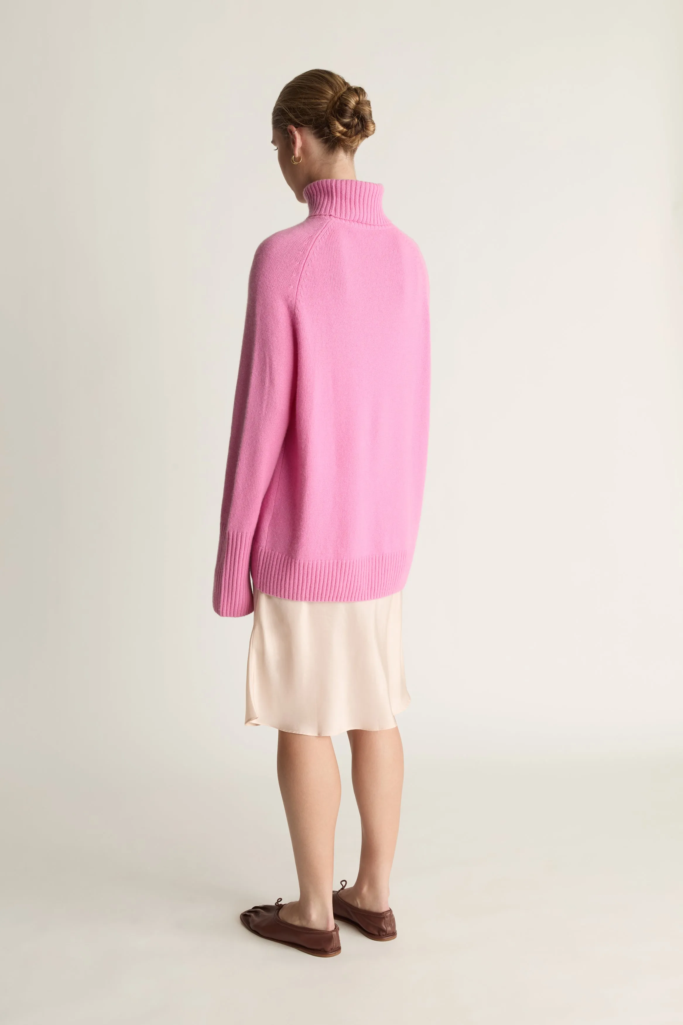 Cashmere Turtleneck sold by Lee Mathews product image thumbnail 4