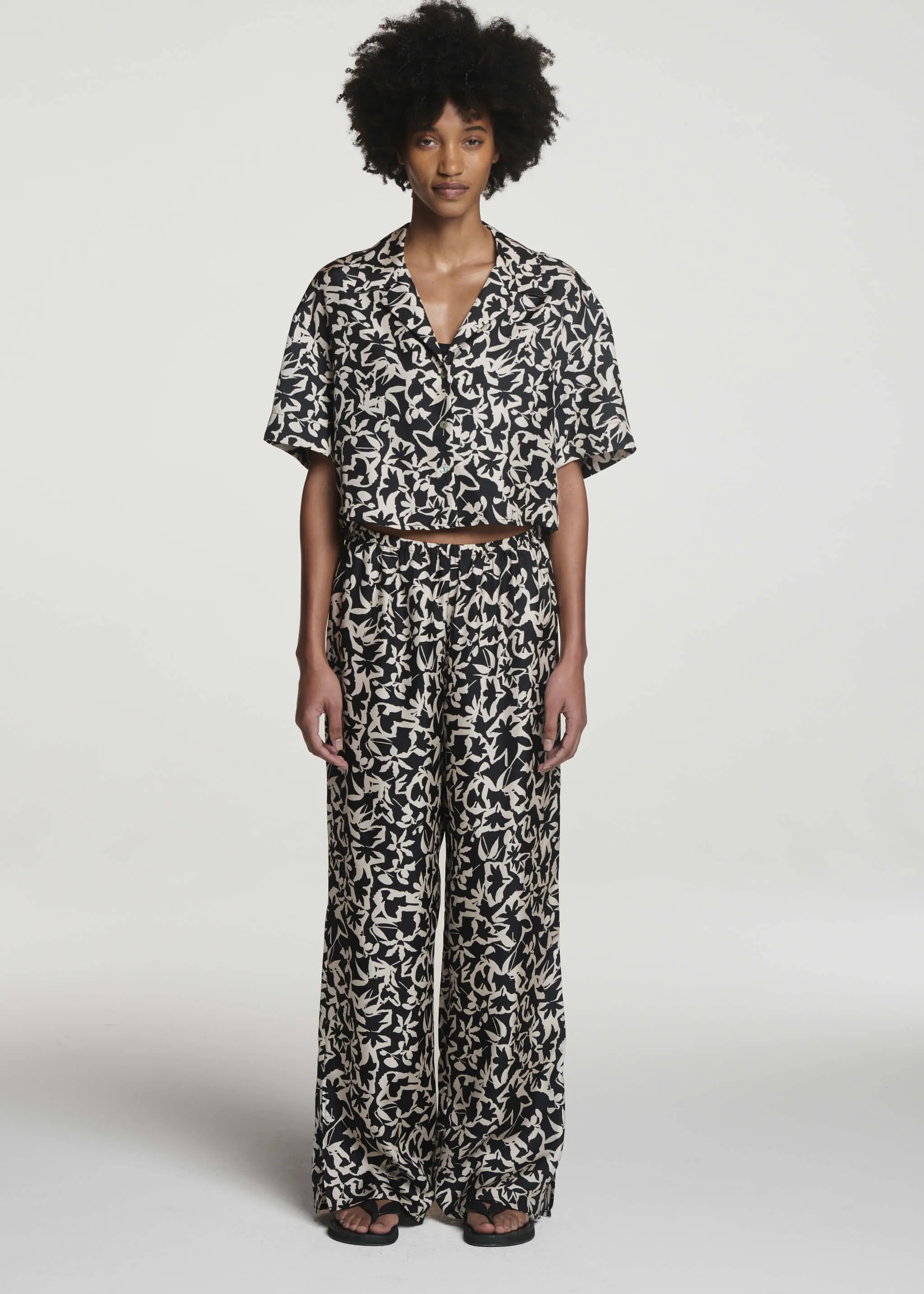 Lincoln Shirt Abstract Garden Black Silk Twill sold by ASCENO