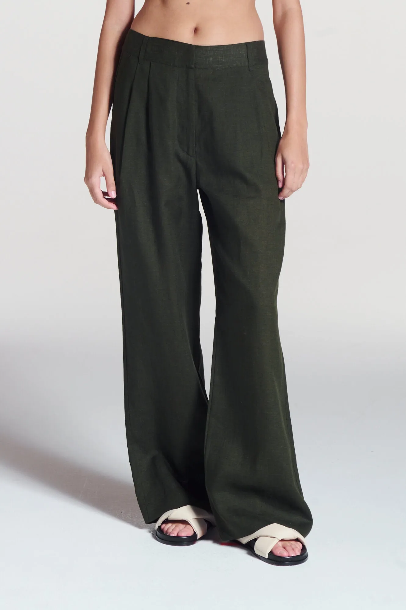 Rivello Trouser Sea Moss Green Linen sold by ASCENO product image thumbnail 2