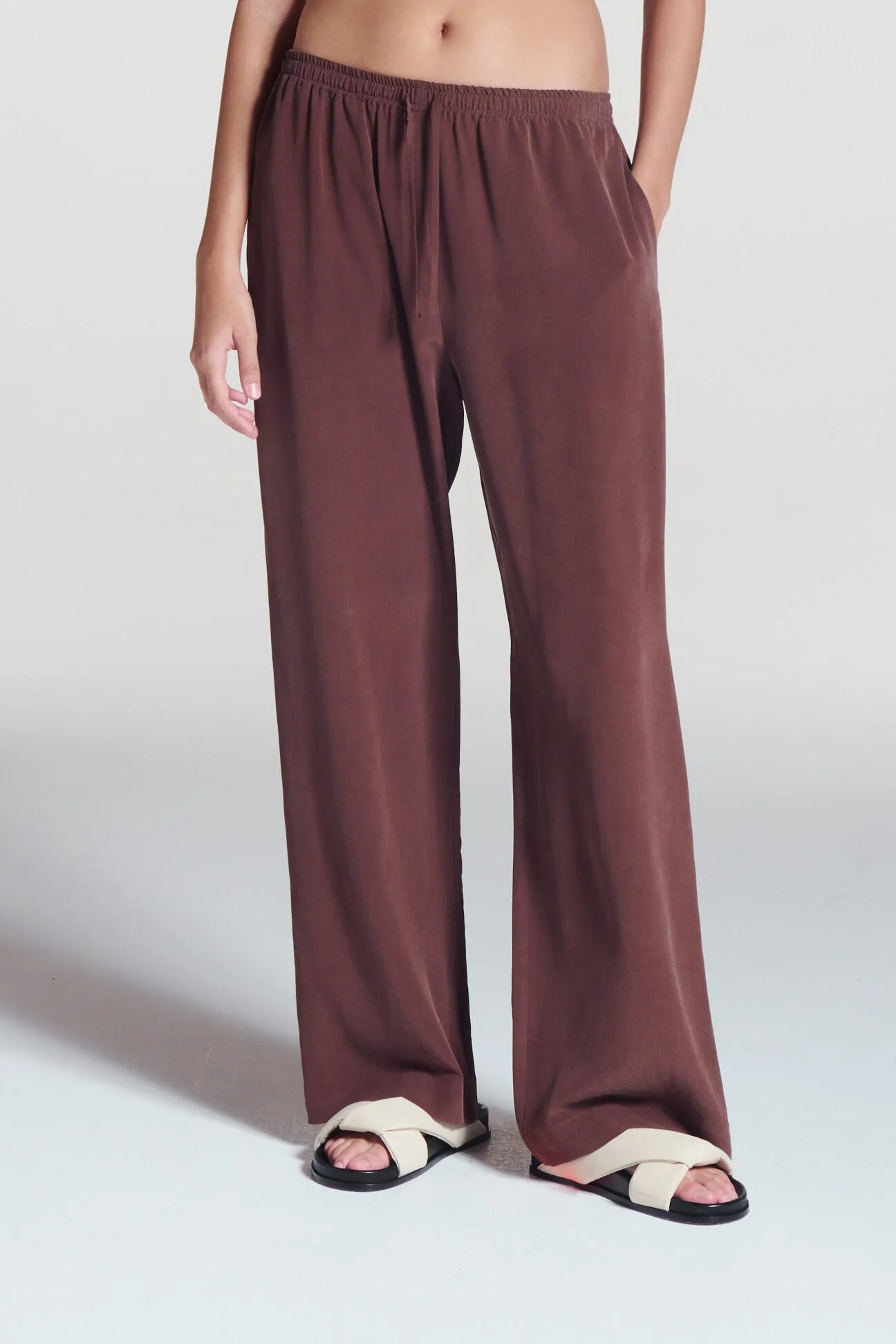 Aurelia Trouser Mahogany Silk Crepe sold by ASCENO product image thumbnail 2