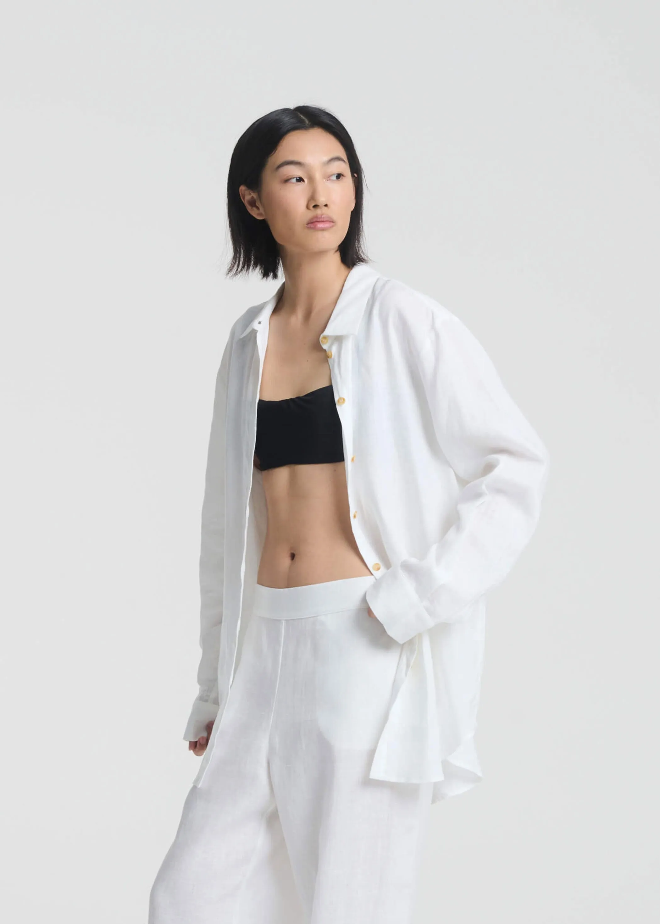 London Shirt White Organic Linen sold by ASCENO product image thumbnail 3