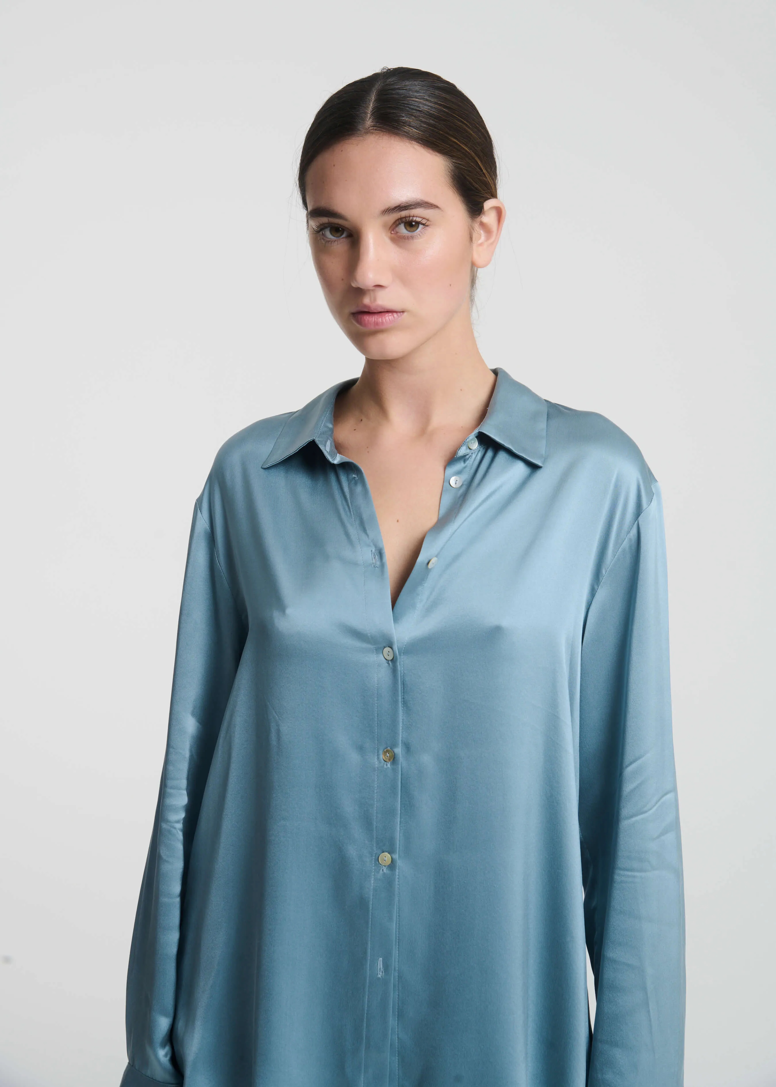 London Shirt Dust Blue Silk sold by ASCENO product image thumbnail 5