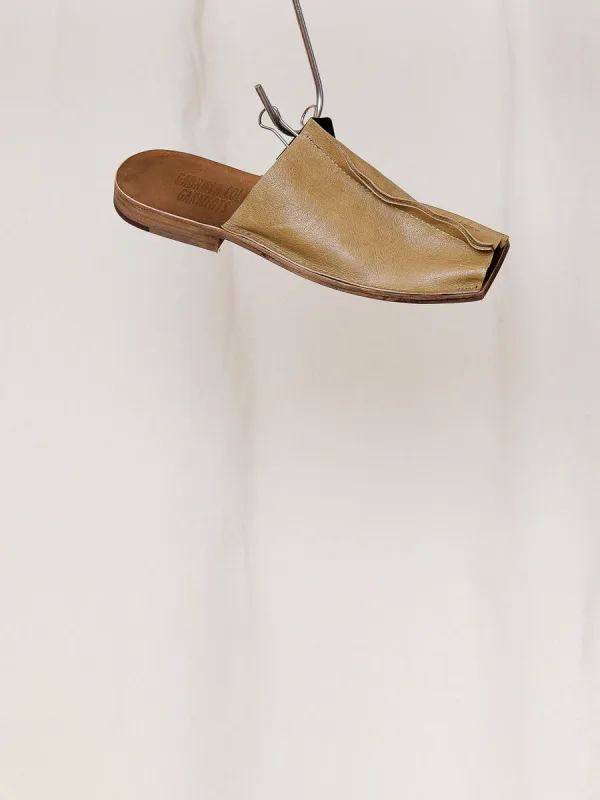 ARCHIVE NO.7 GREEN LEATHER OPEN TOE BABOUCHE made by Gabriela Coll Garments