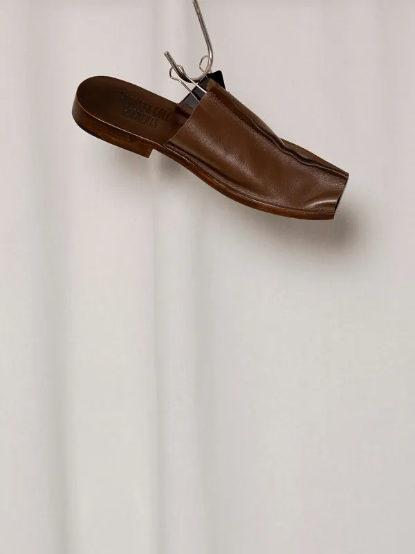 S18 NO.7 BROWN LEATHER BABOUCHE made by Gabriela Coll Garments