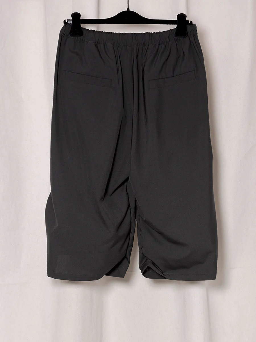 S18 NO.330 SUMMER WOOL DRAPED SHORT TROUSERS sold by Gabriela Coll Garments product image thumbnail 3