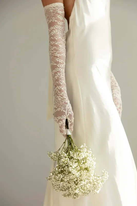 Lace Extra Long Ivory made by Handsome Stockholm