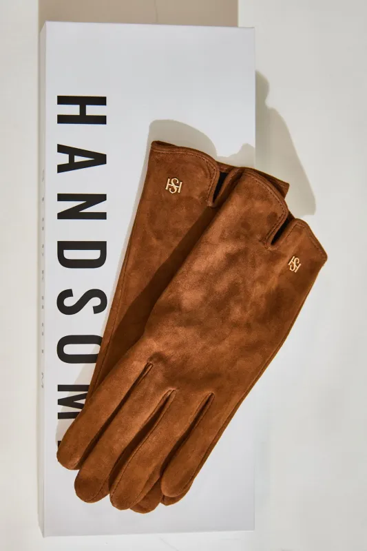 Essentials Suede Saddle Brown made by Handsome Stockholm