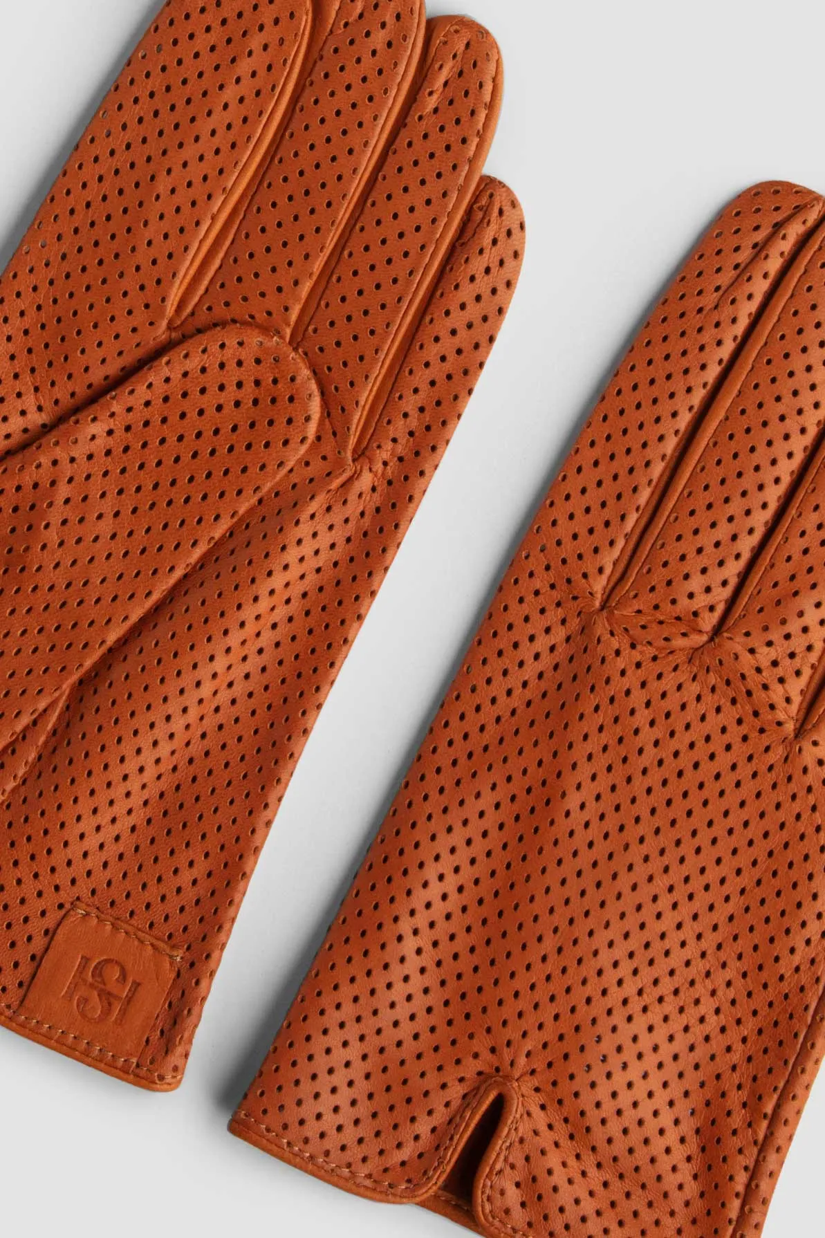 Statement Perforated Cognac - Men sold by Handsome Stockholm product image thumbnail 5