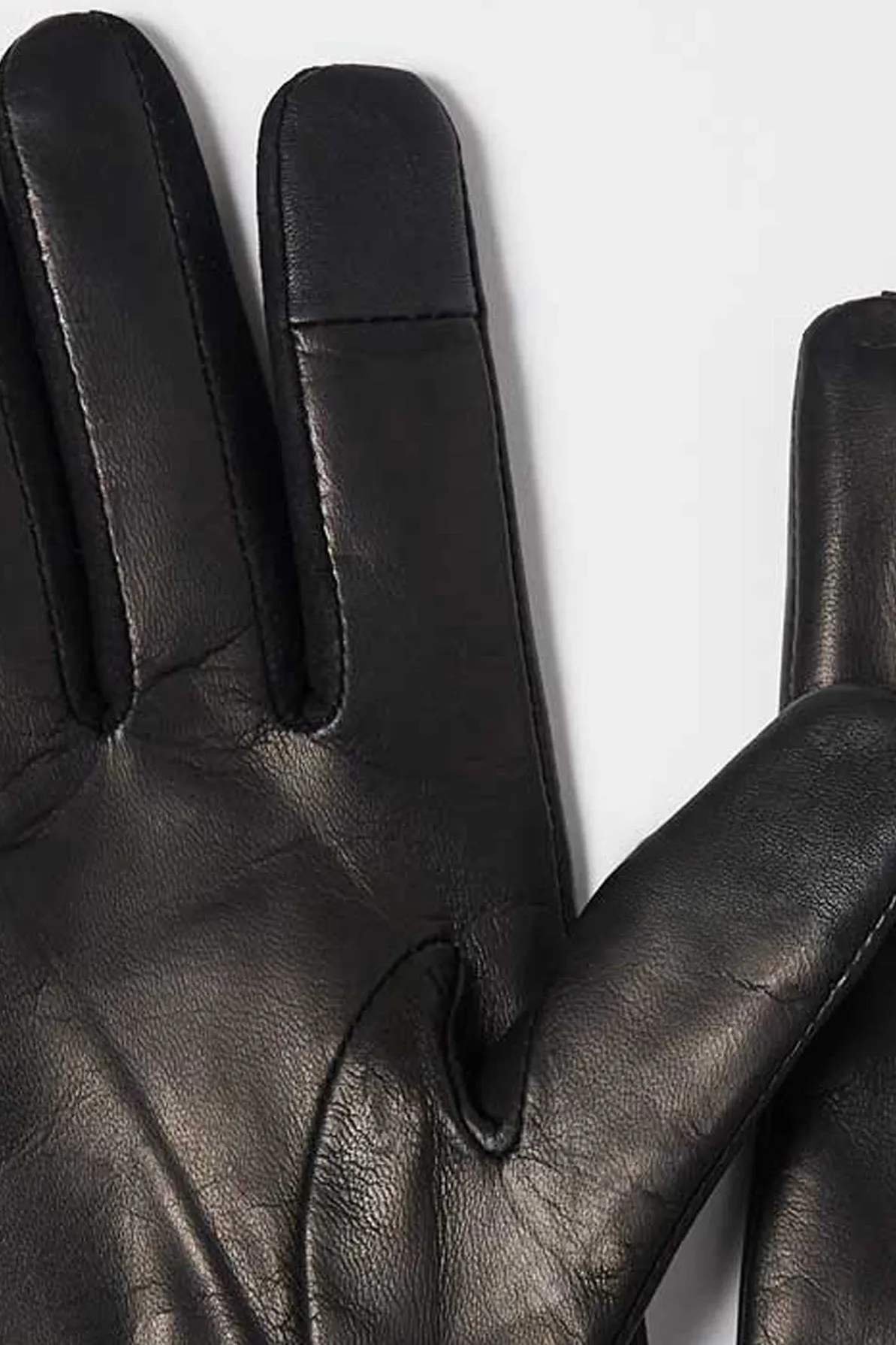 Essentials Black sold by Handsome Stockholm product image thumbnail 4