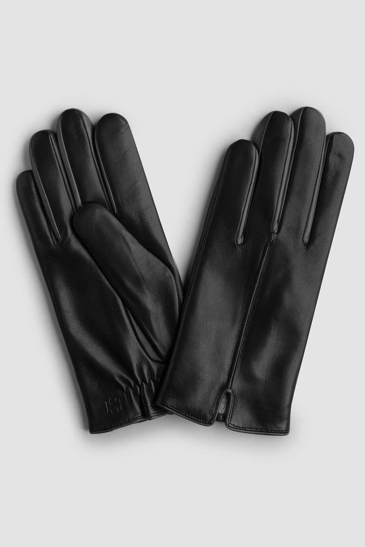 Statement Black - Men sold by Handsome Stockholm product image thumbnail 3