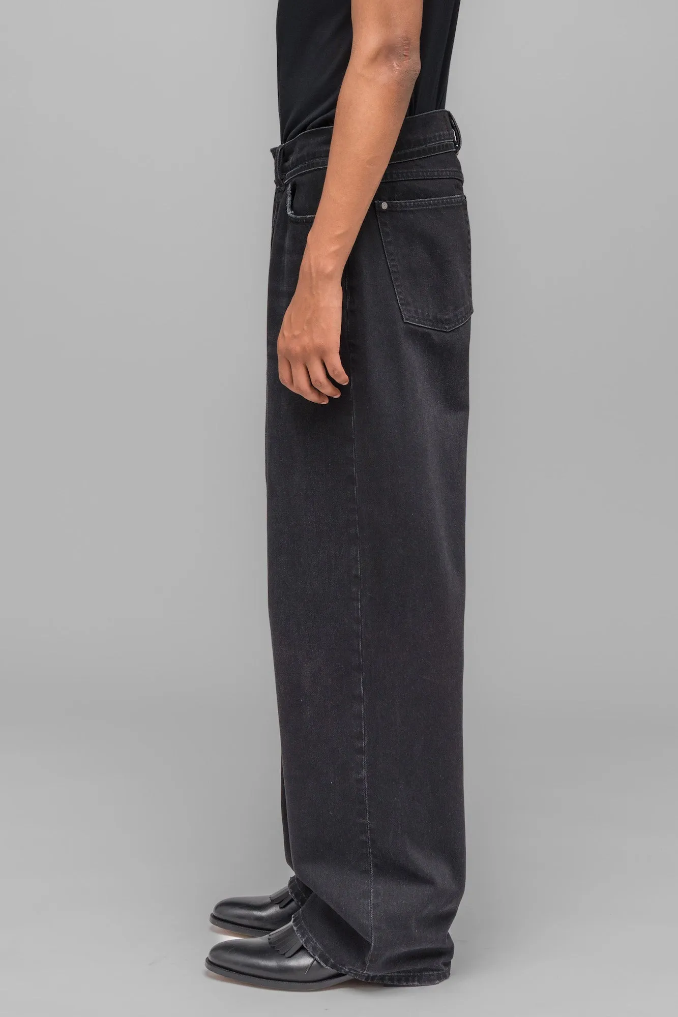 "DOWN TO EARTH" WIDE LEG JEAN sold by 032c product image thumbnail 4