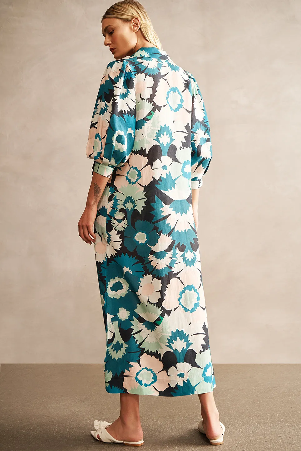Flower Power Long Robe sold by Adriana Degreas product image thumbnail 2