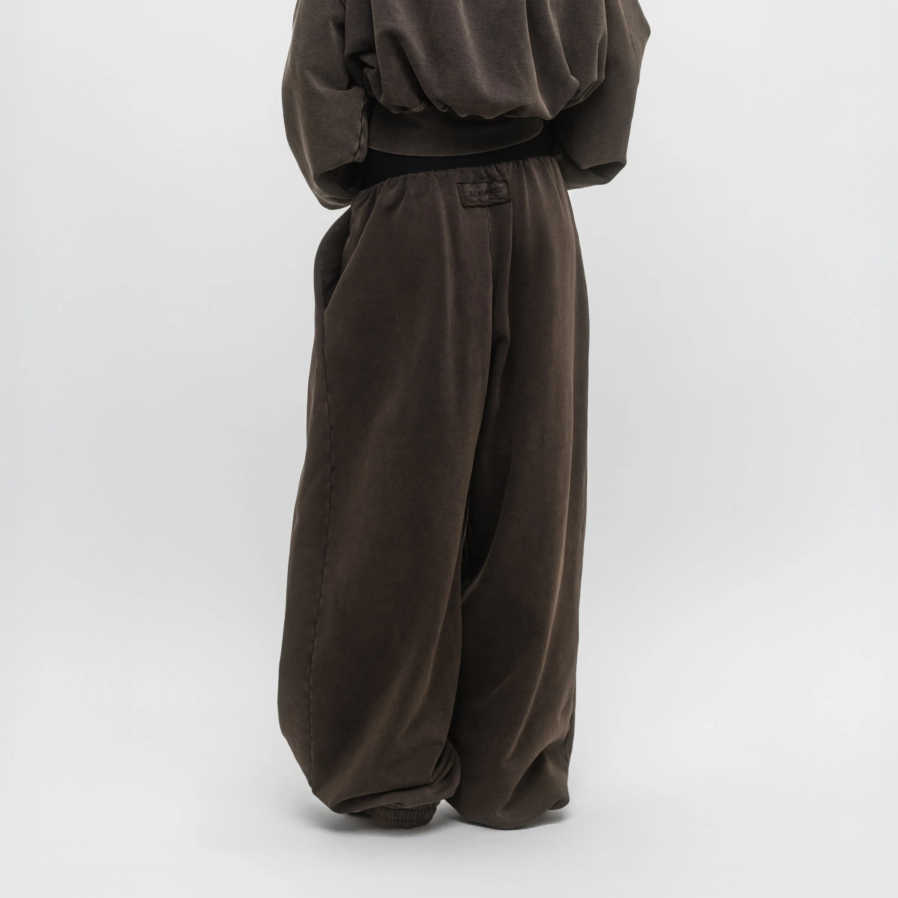 KNEE SHAPE SWEATPANTS sold by ALAINPAUL product image thumbnail 2