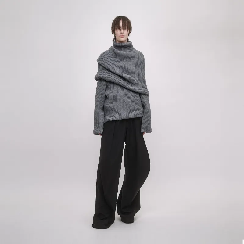 LAYERED RIB KNIT TURTLENECK made by ALAINPAUL
