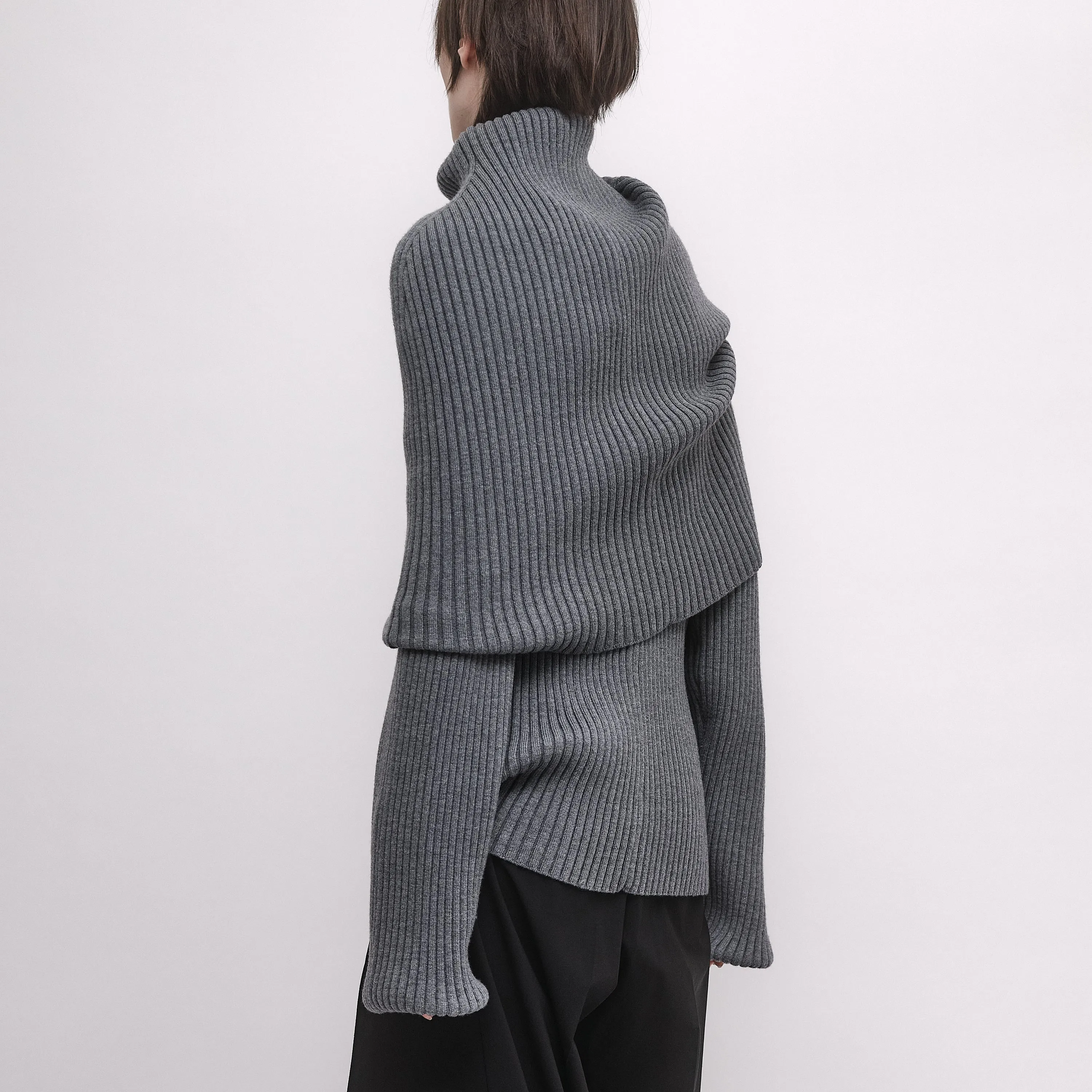 LAYERED RIB KNIT TURTLENECK sold by ALAINPAUL product image thumbnail 4