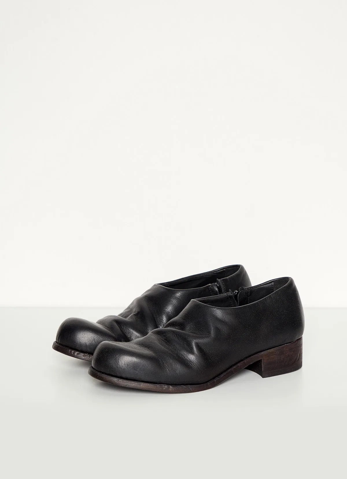 Bubble Toe Zip-On Mens - Black sold by Edward Cuming
