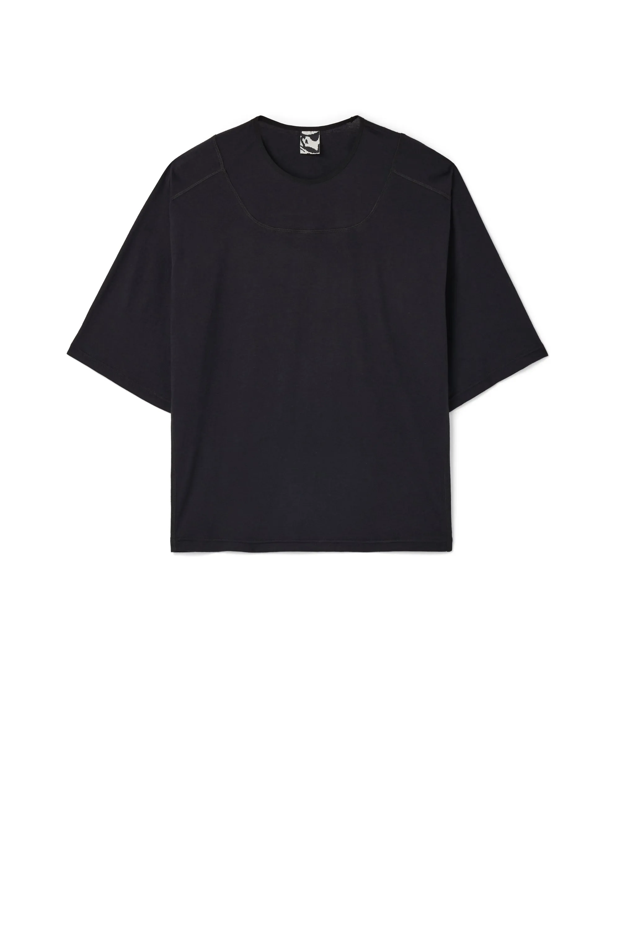 LIGHT INTERLOCK SHORT SLEEVE - BLACK sold by GR10K product image thumbnail 2