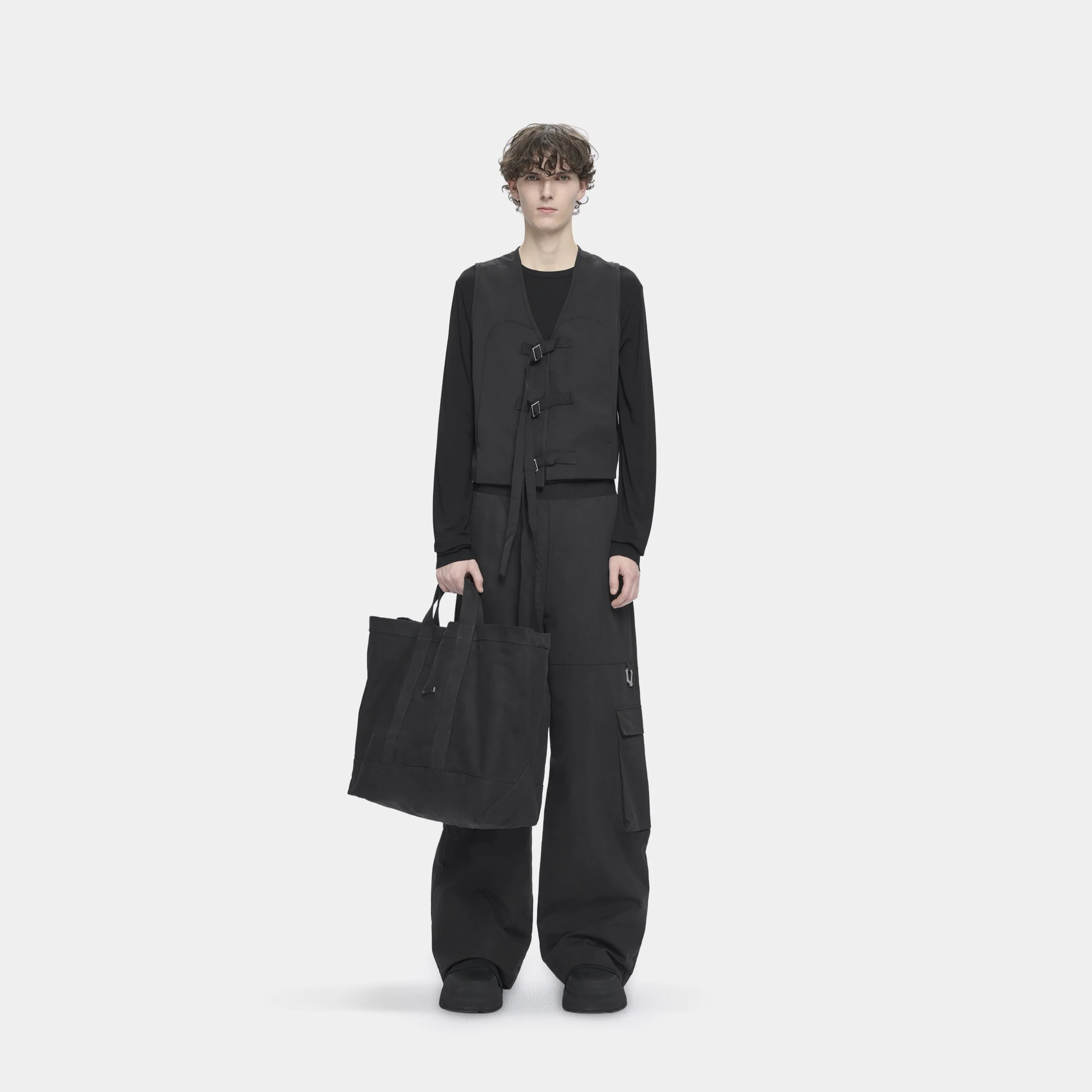 GIRTH VEST sold by HELIOT EMIL product image thumbnail 2