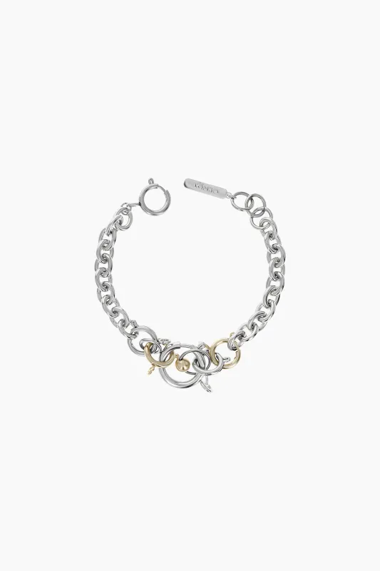 Pam bracelet made by Justine Clenquet